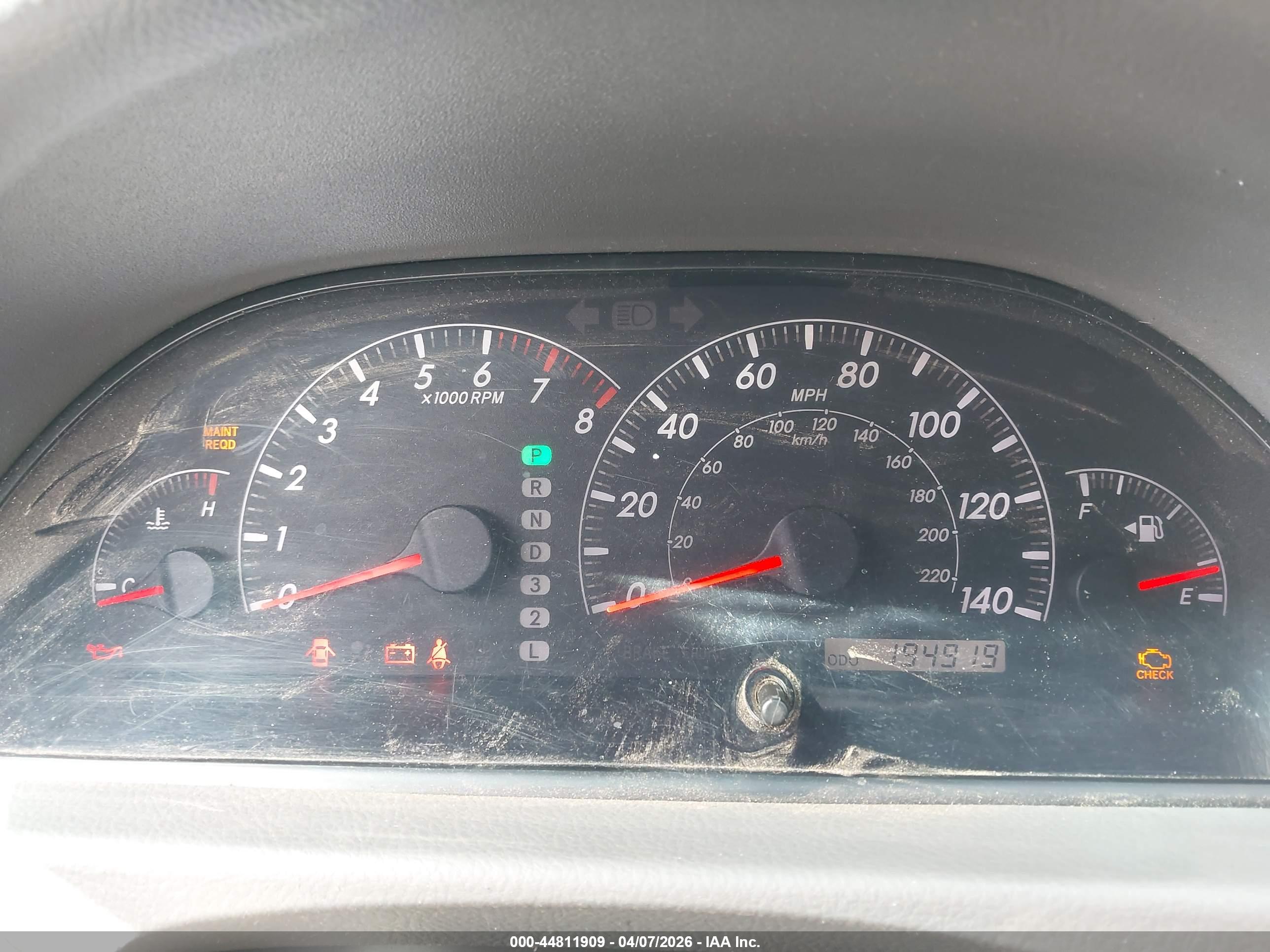 TOYOTA CAMRY image 7