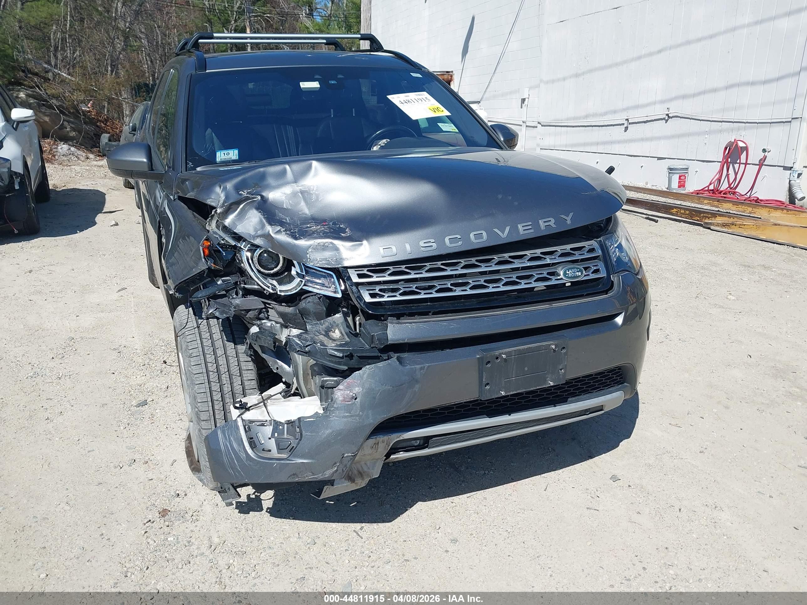 LAND ROVER image 6