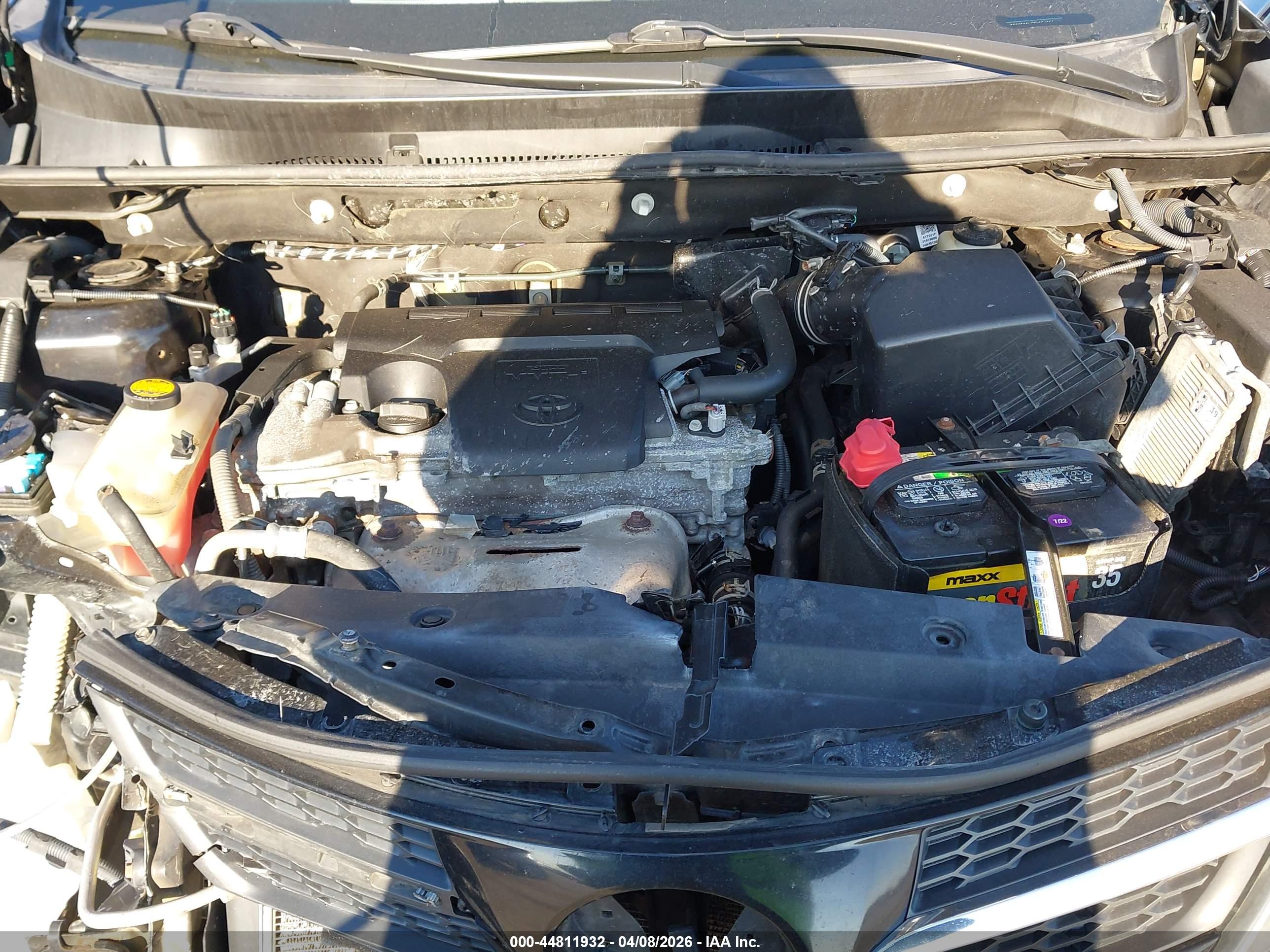 TOYOTA RAV4 image 10