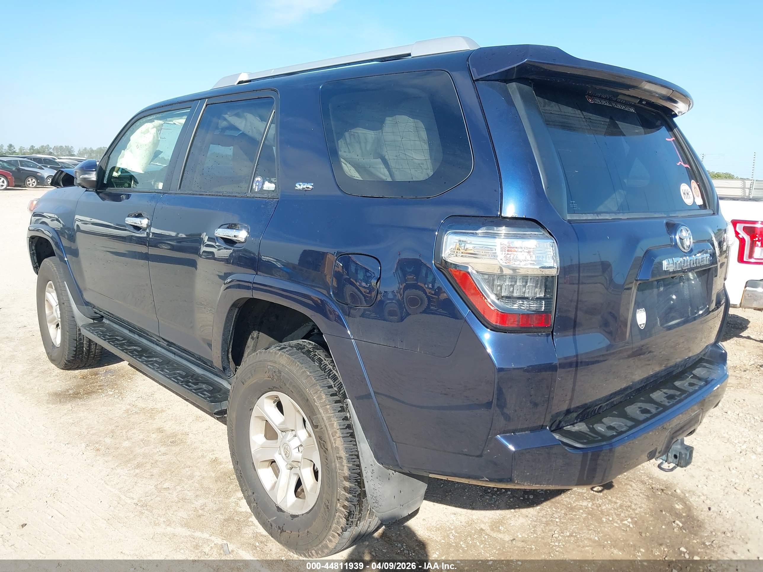 TOYOTA 4RUNNER image 3