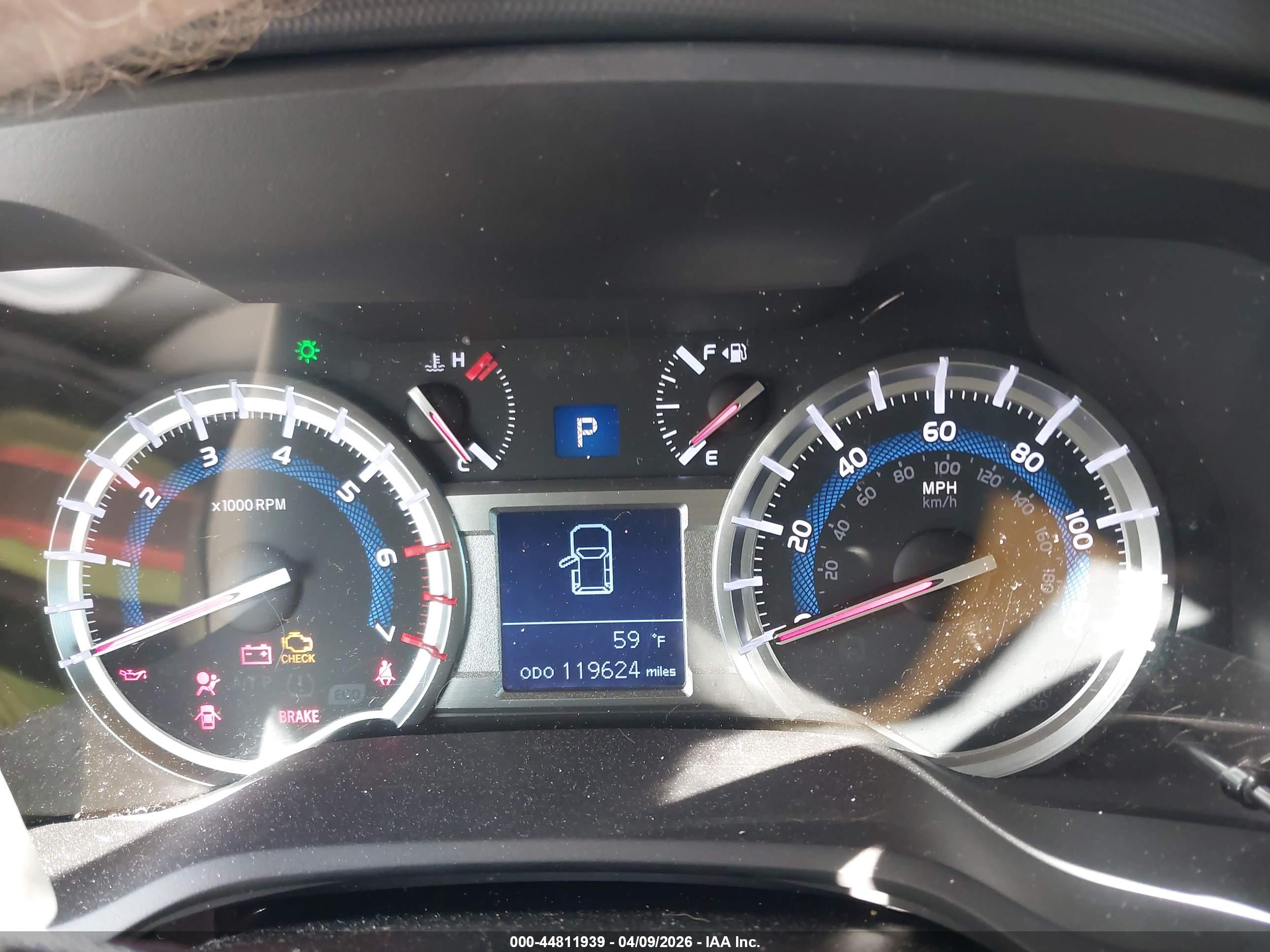 TOYOTA 4RUNNER image 7