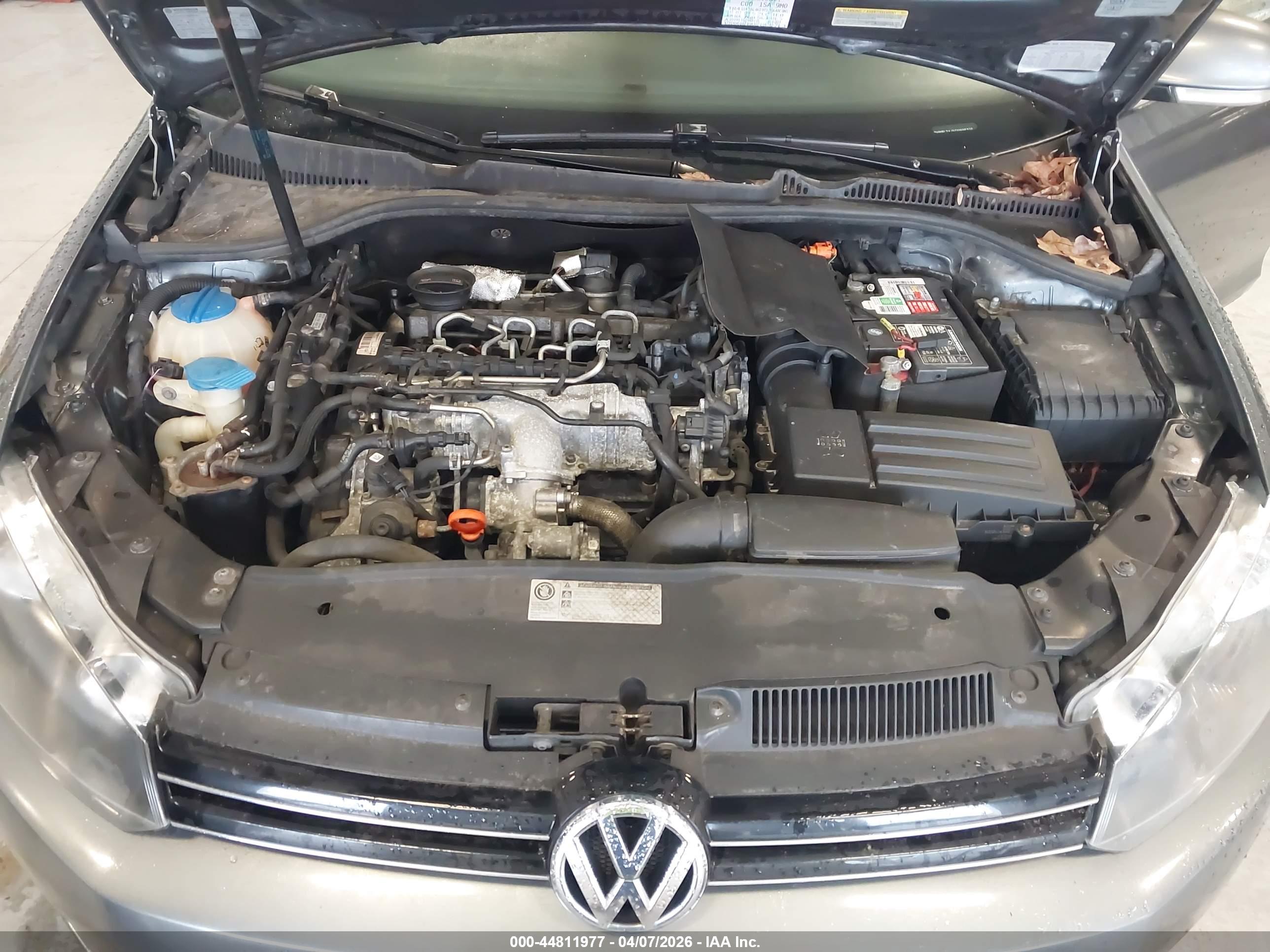 VOLKSWAGEN JETTA image 10