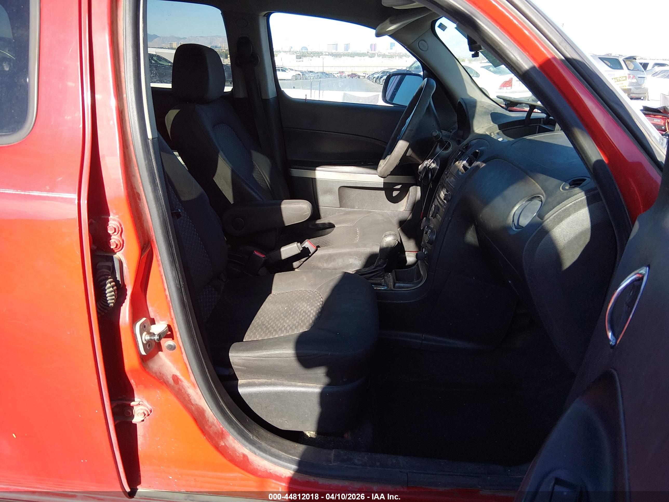 CHEVROLET HHR image 5