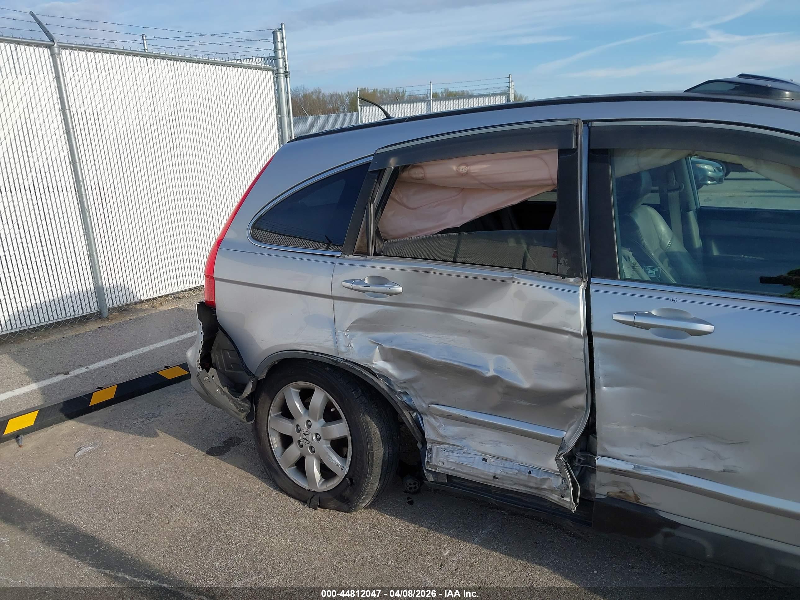 HONDA CR-V image 6