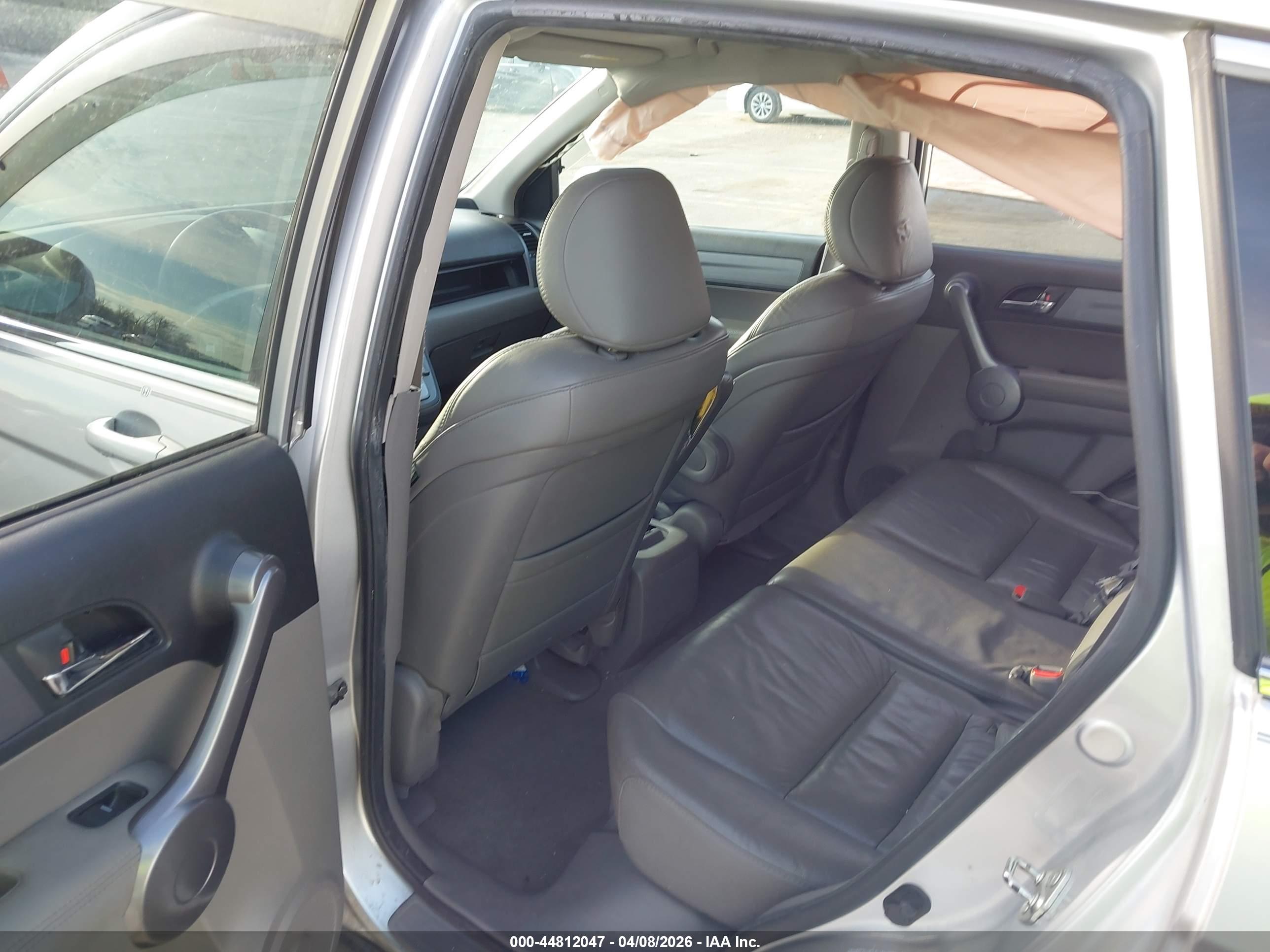 HONDA CR-V image 8