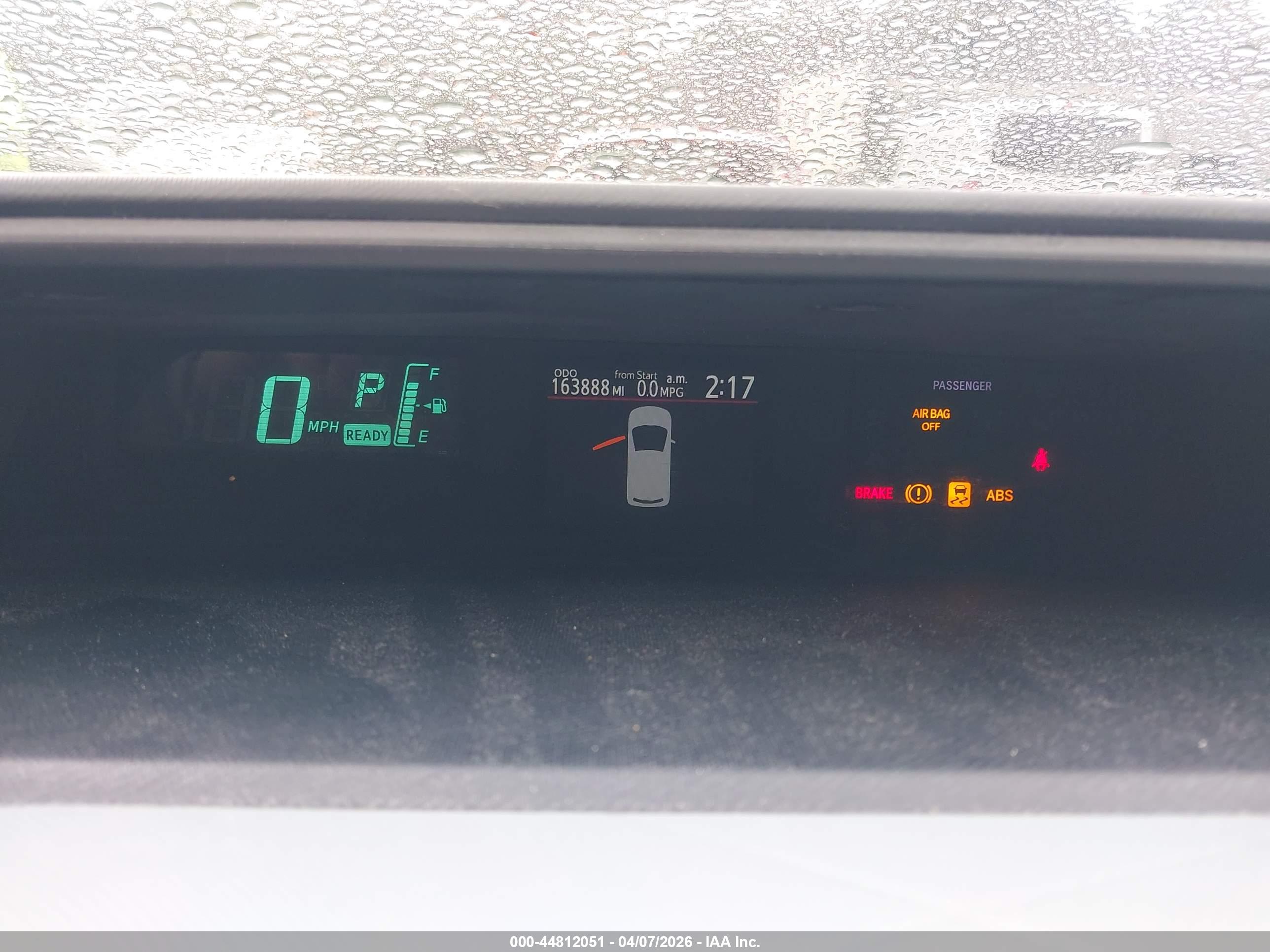 TOYOTA PRIUS image 7