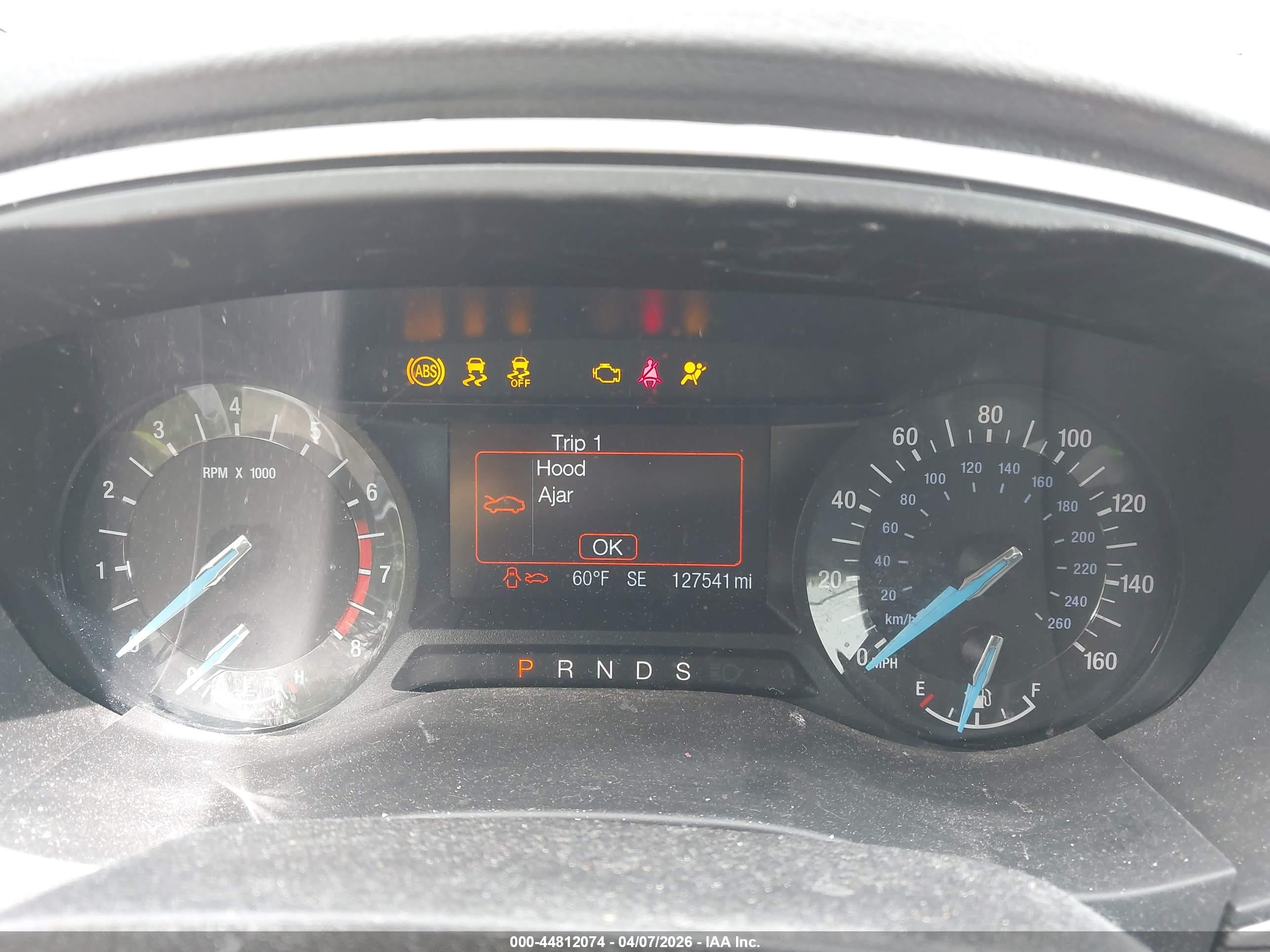 FORD FUSION image 7