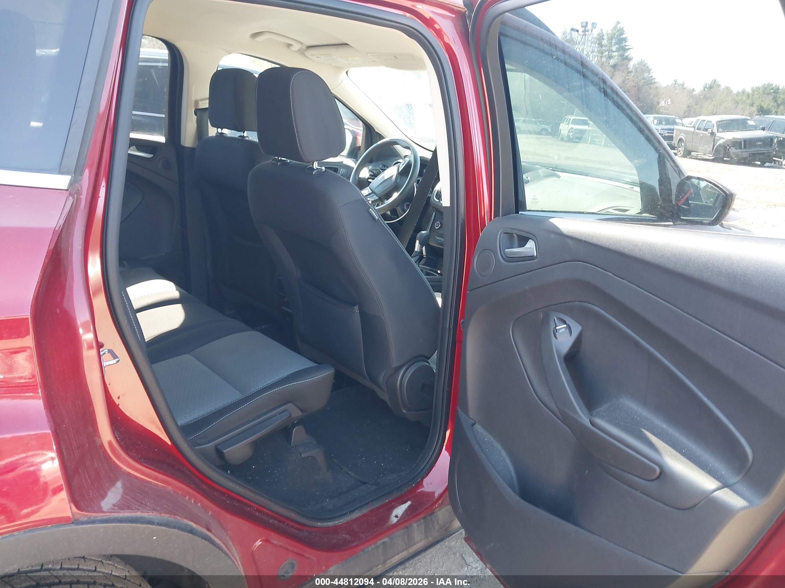 FORD ESCAPE image 8