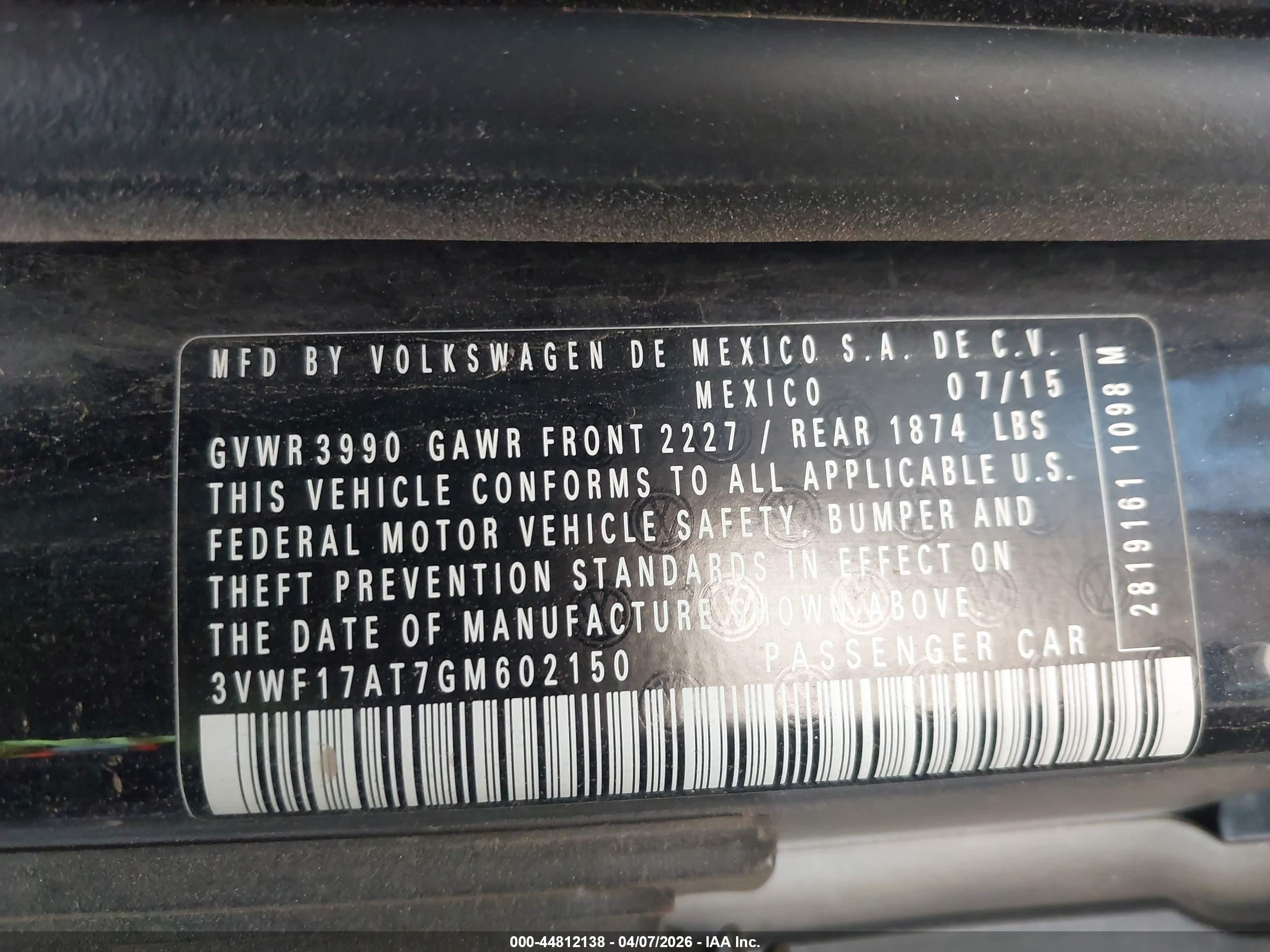 VOLKSWAGEN BEETLE image 9