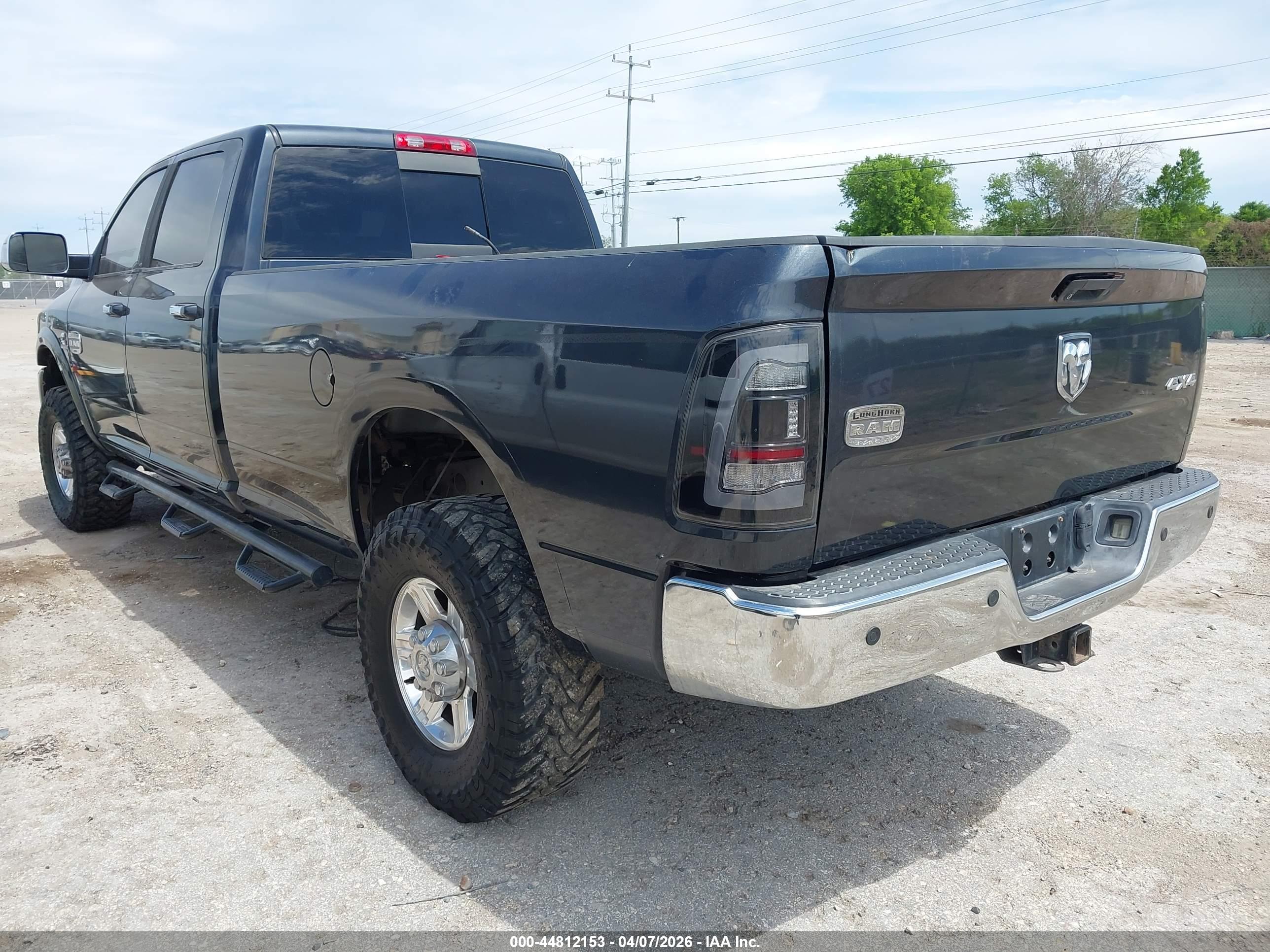 RAM 2500 image 3