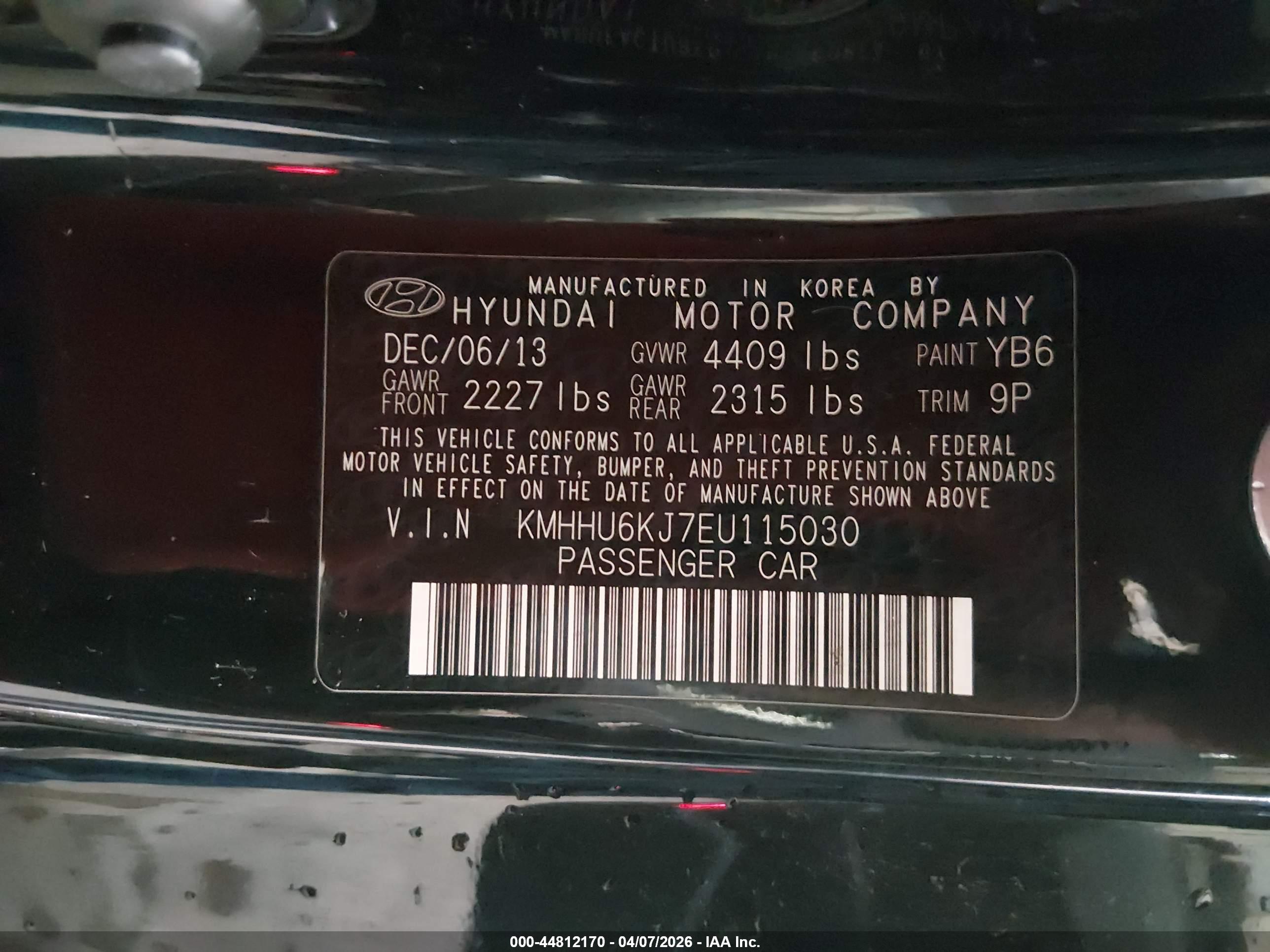 HYUNDAI GENESIS image 9