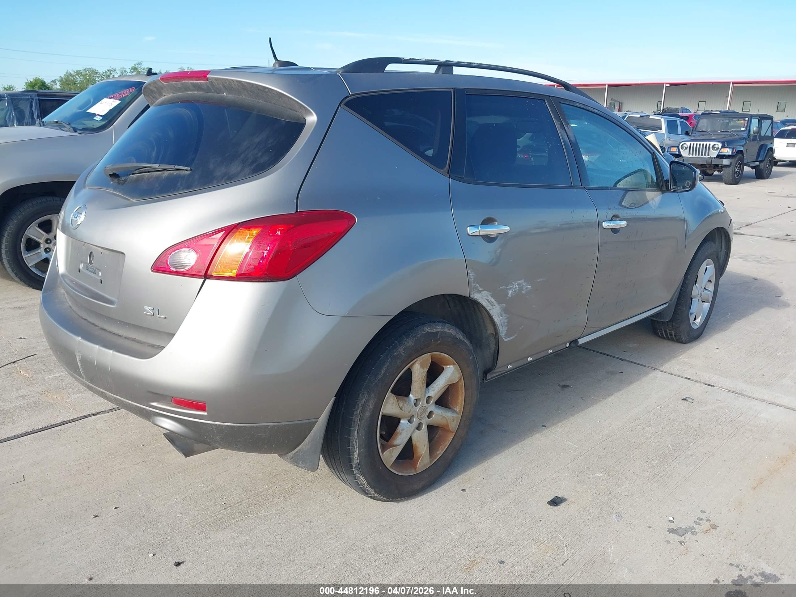 NISSAN MURANO image 4