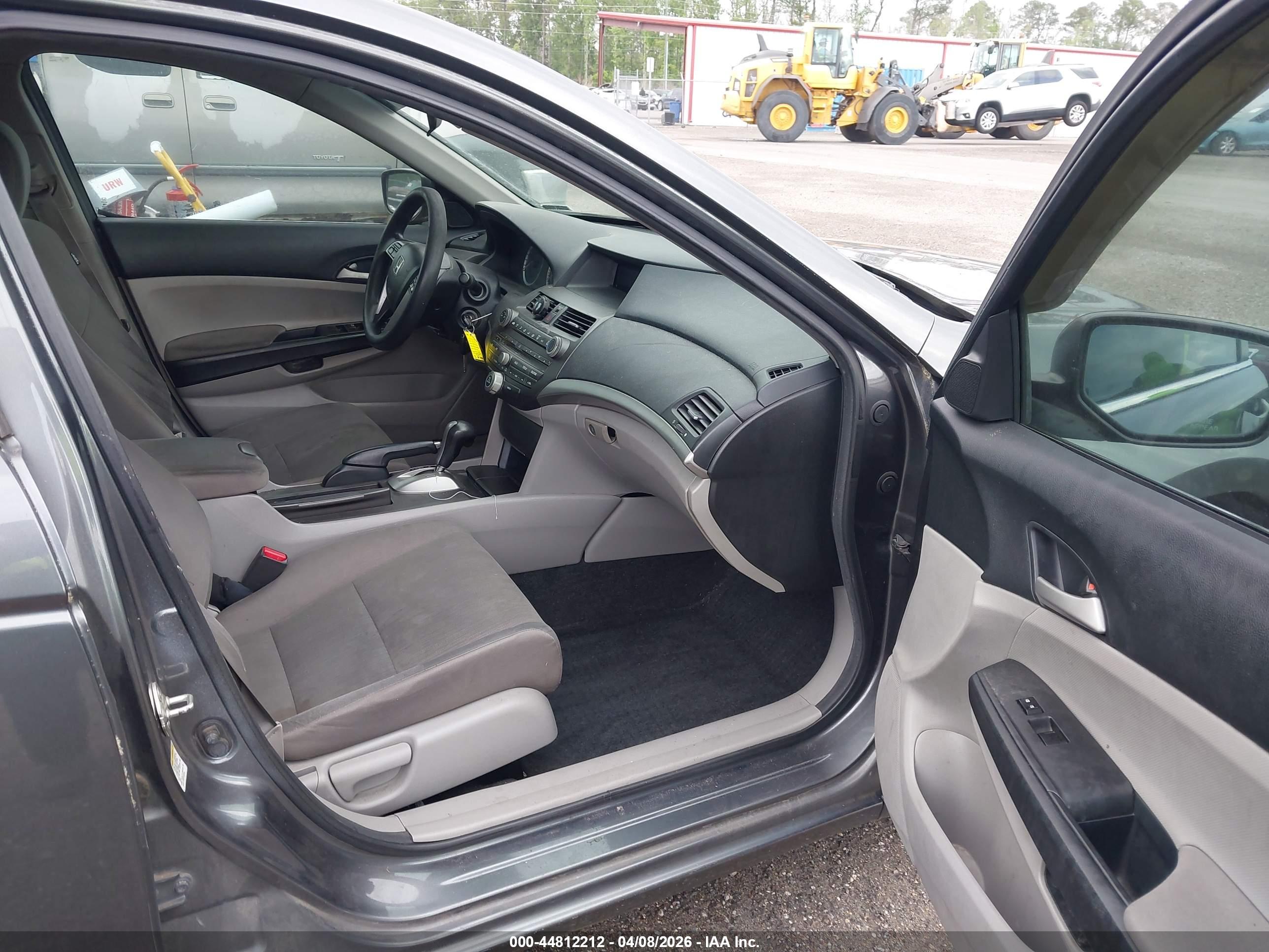 HONDA ACCORD image 5