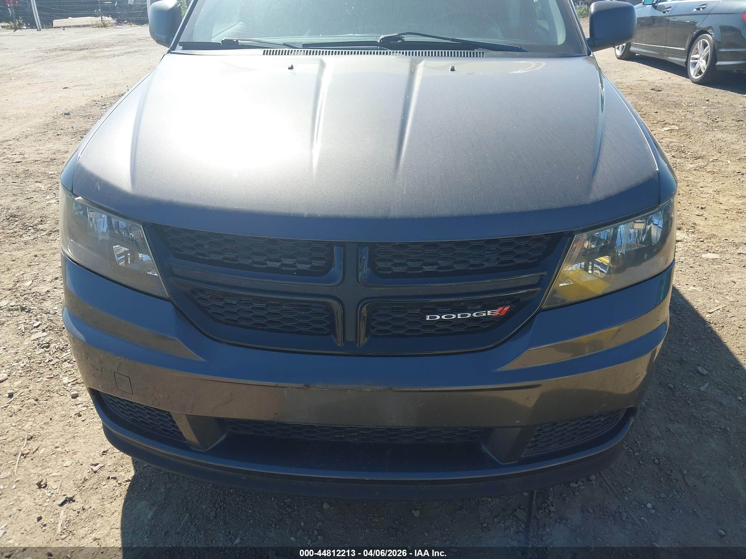 DODGE JOURNEY image 6
