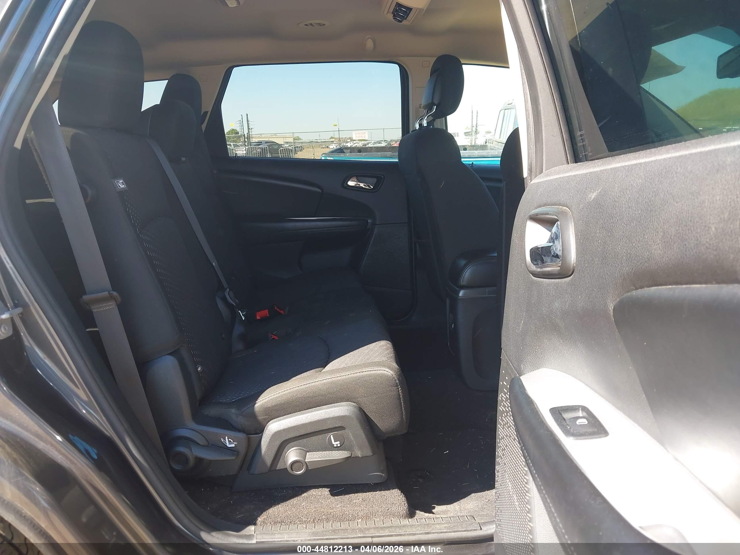 DODGE JOURNEY image 8