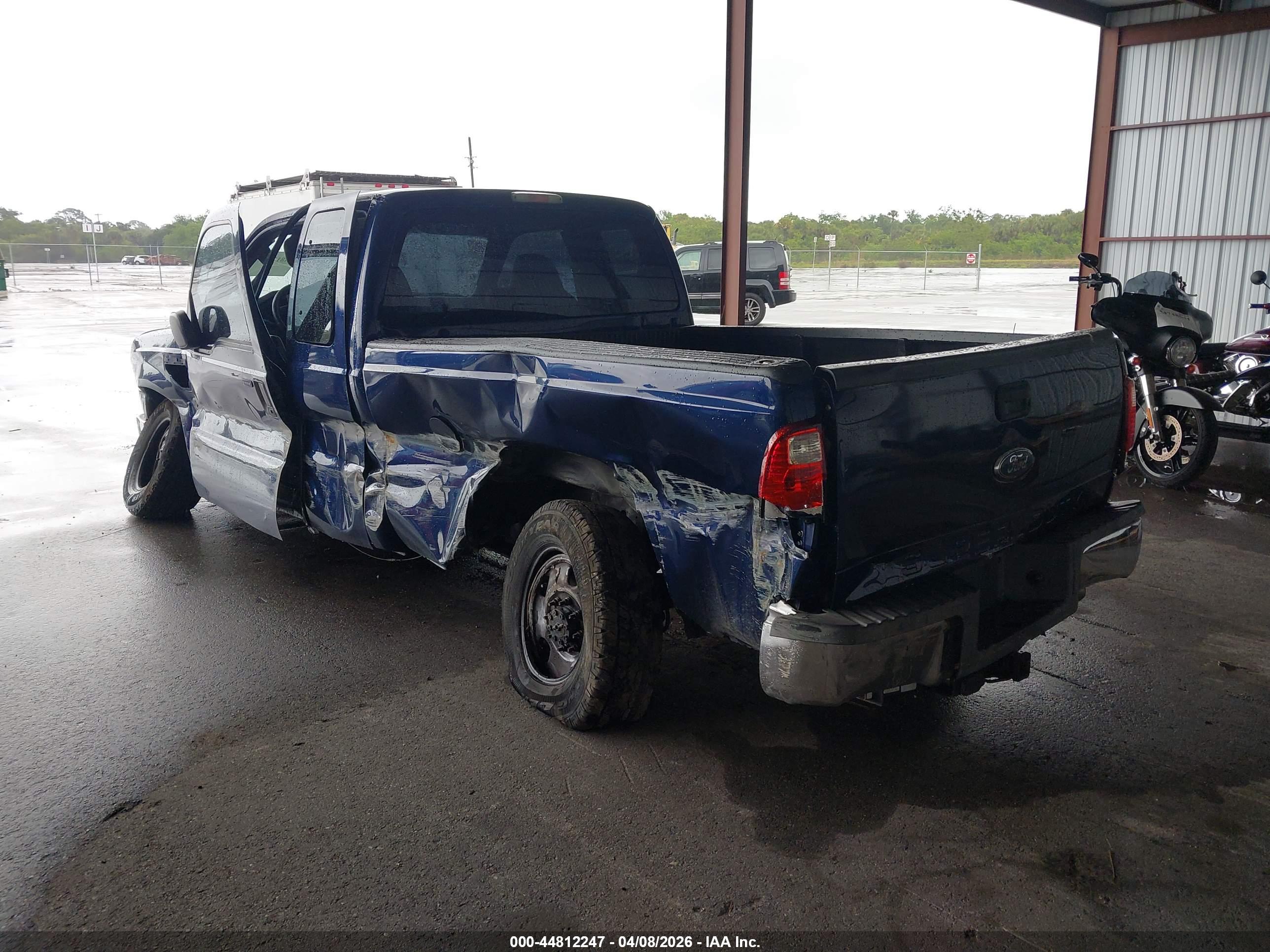 FORD F-250 image 3