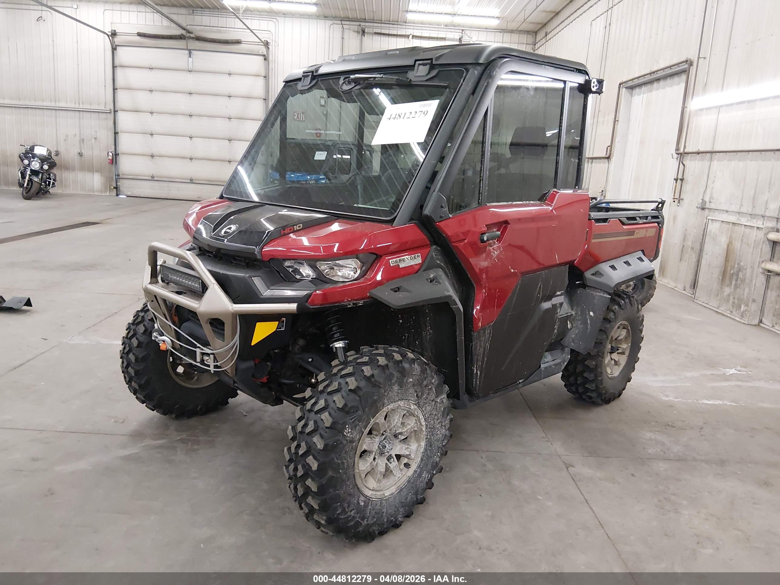 CAN-AM DEFENDER image 2