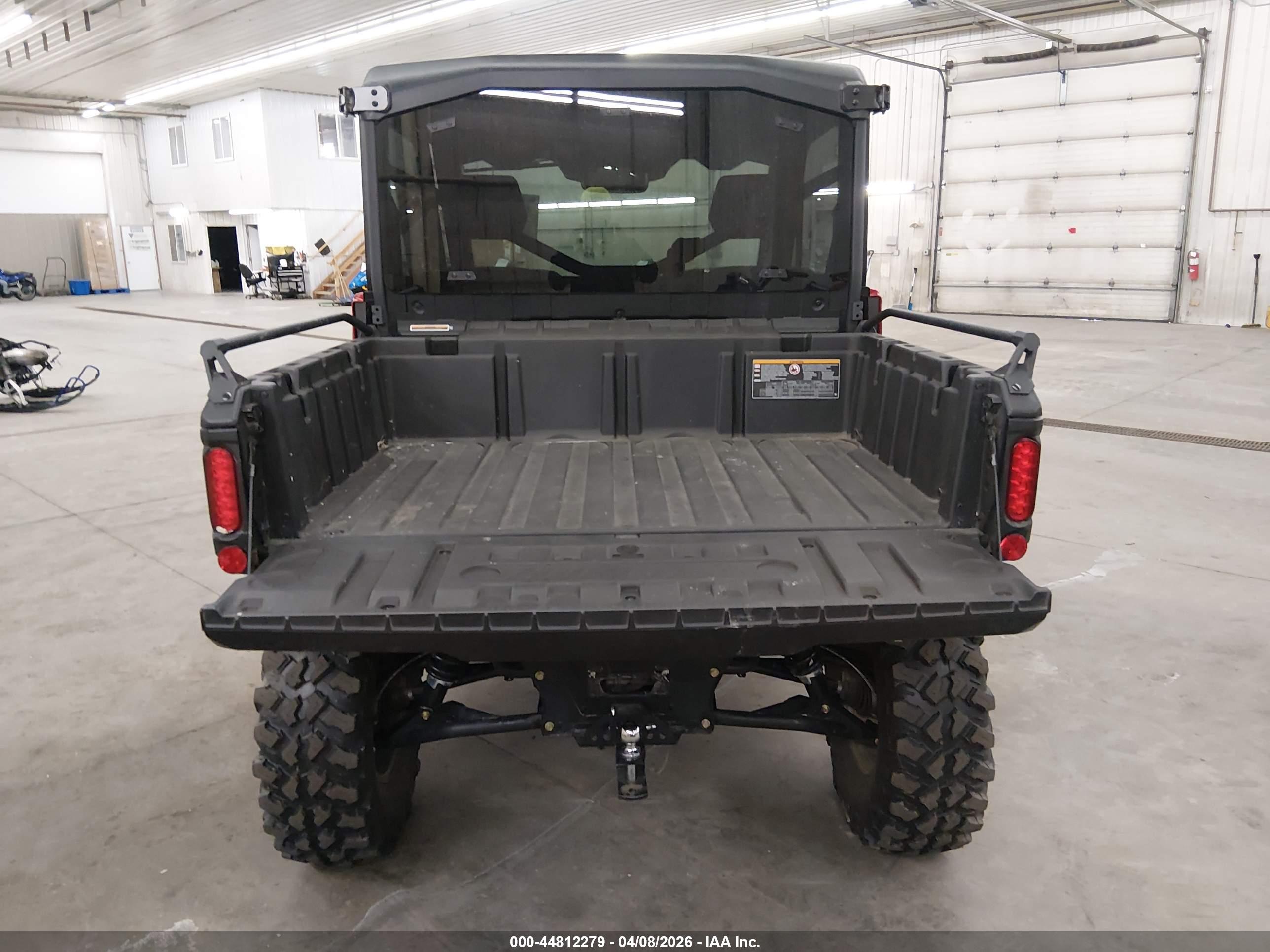 CAN-AM DEFENDER image 6