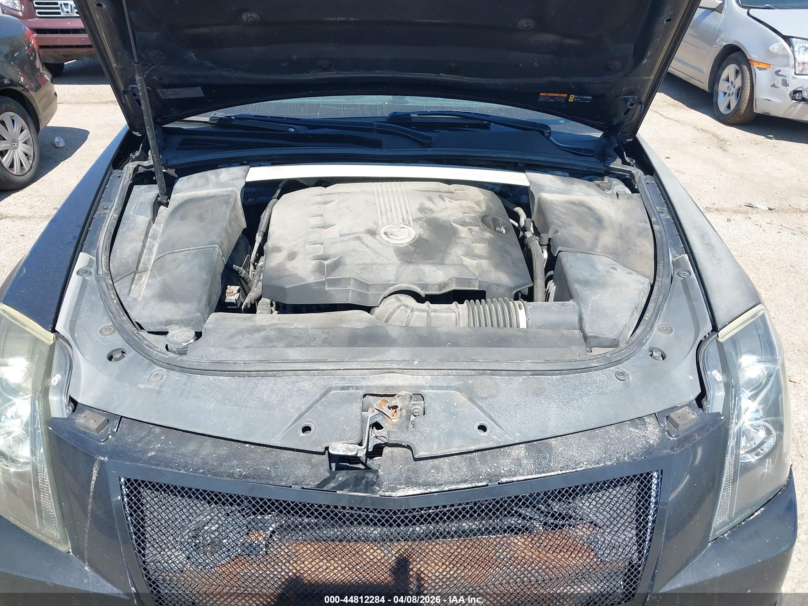 CADILLAC CTS image 10
