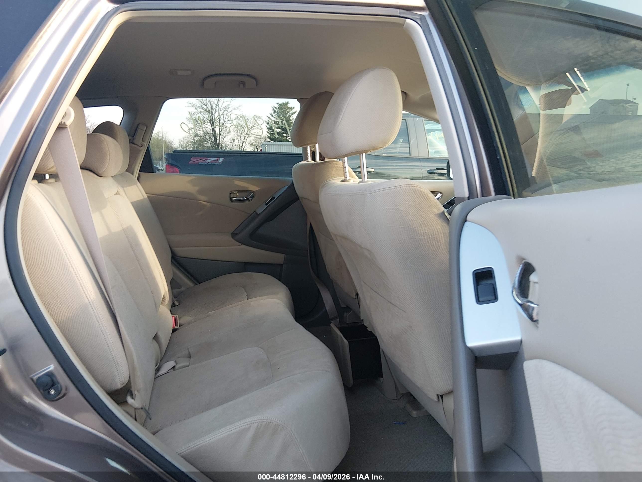 NISSAN MURANO image 8