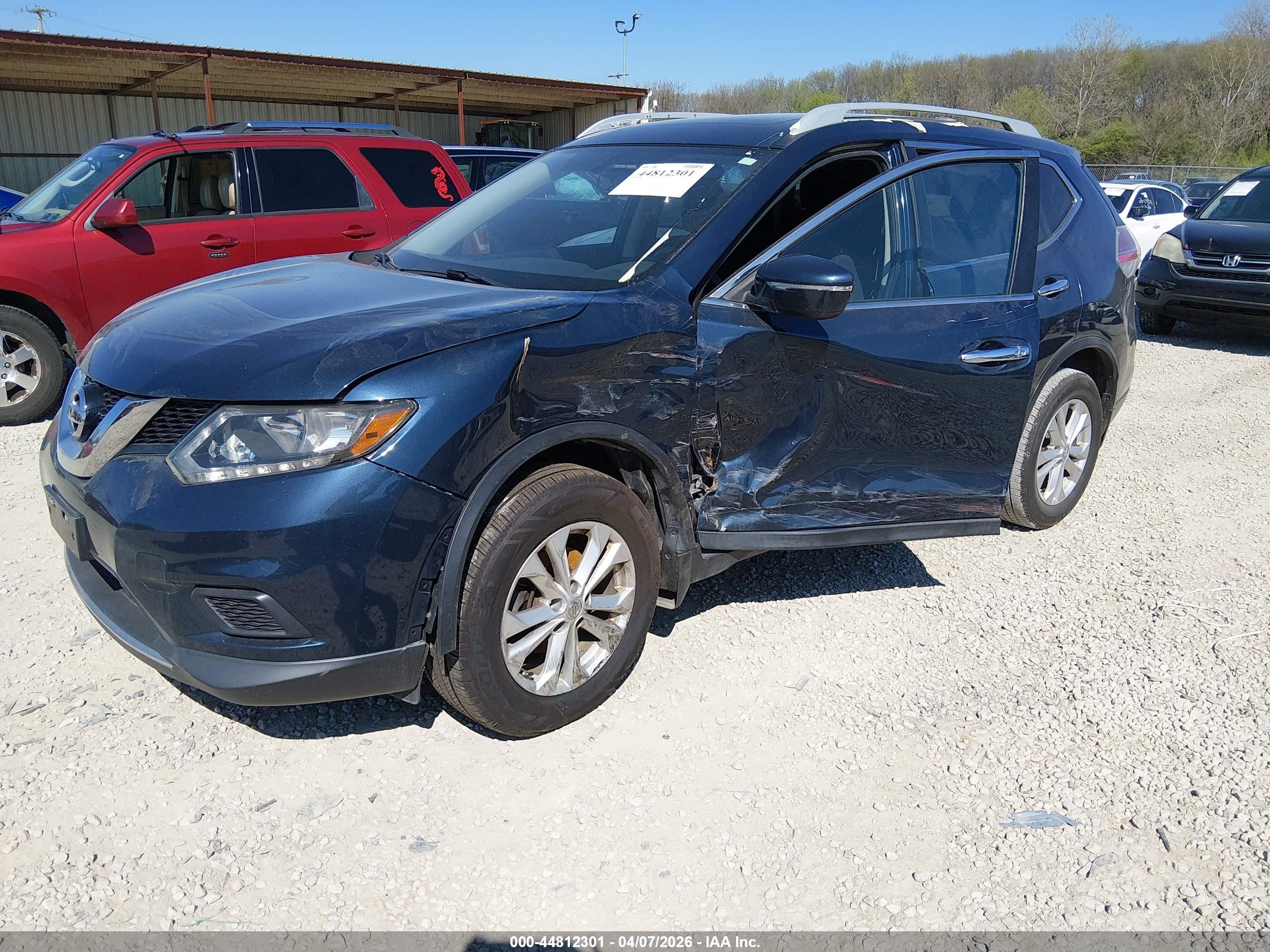 NISSAN ROGUE image 2