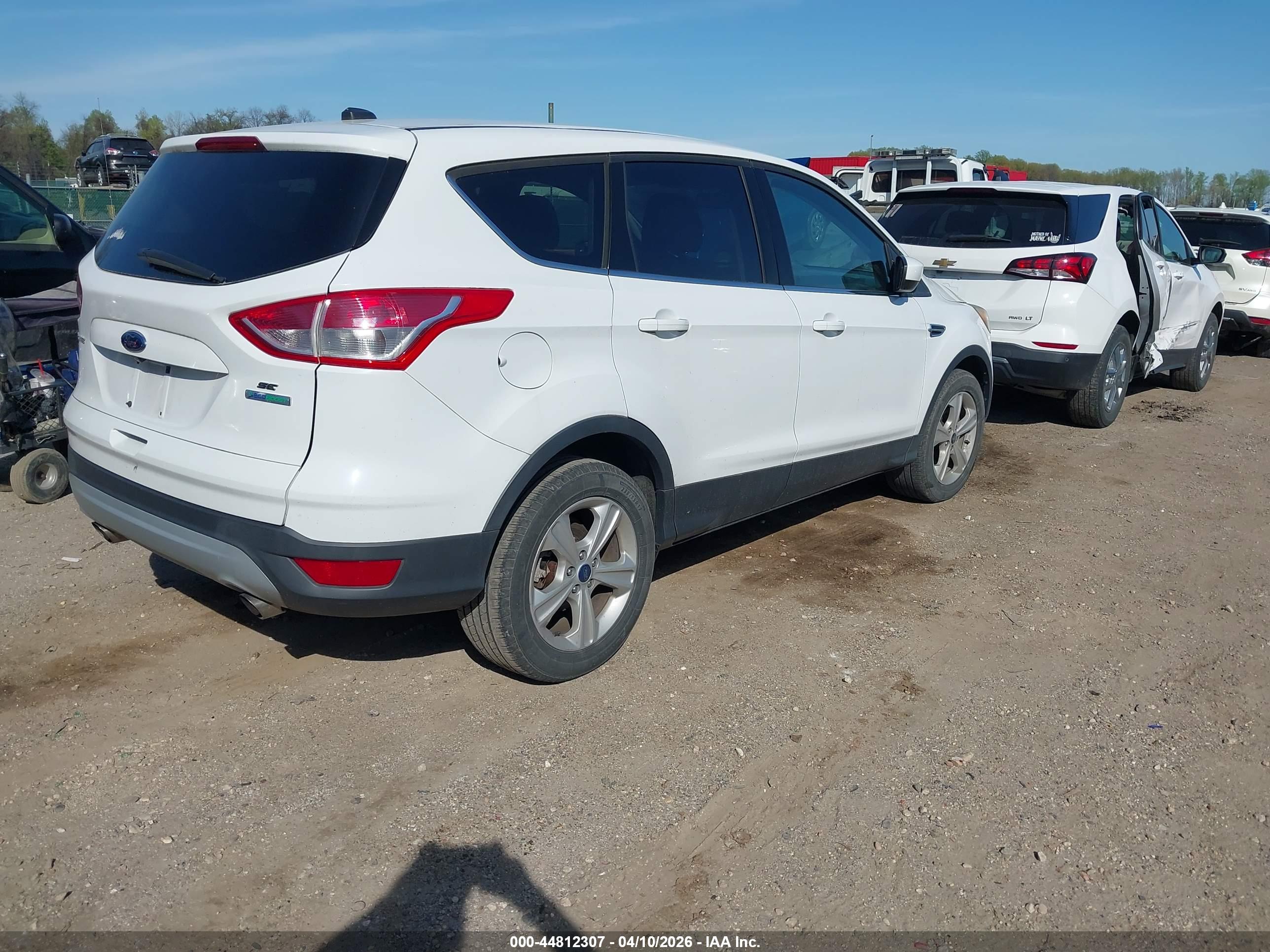 FORD ESCAPE image 4