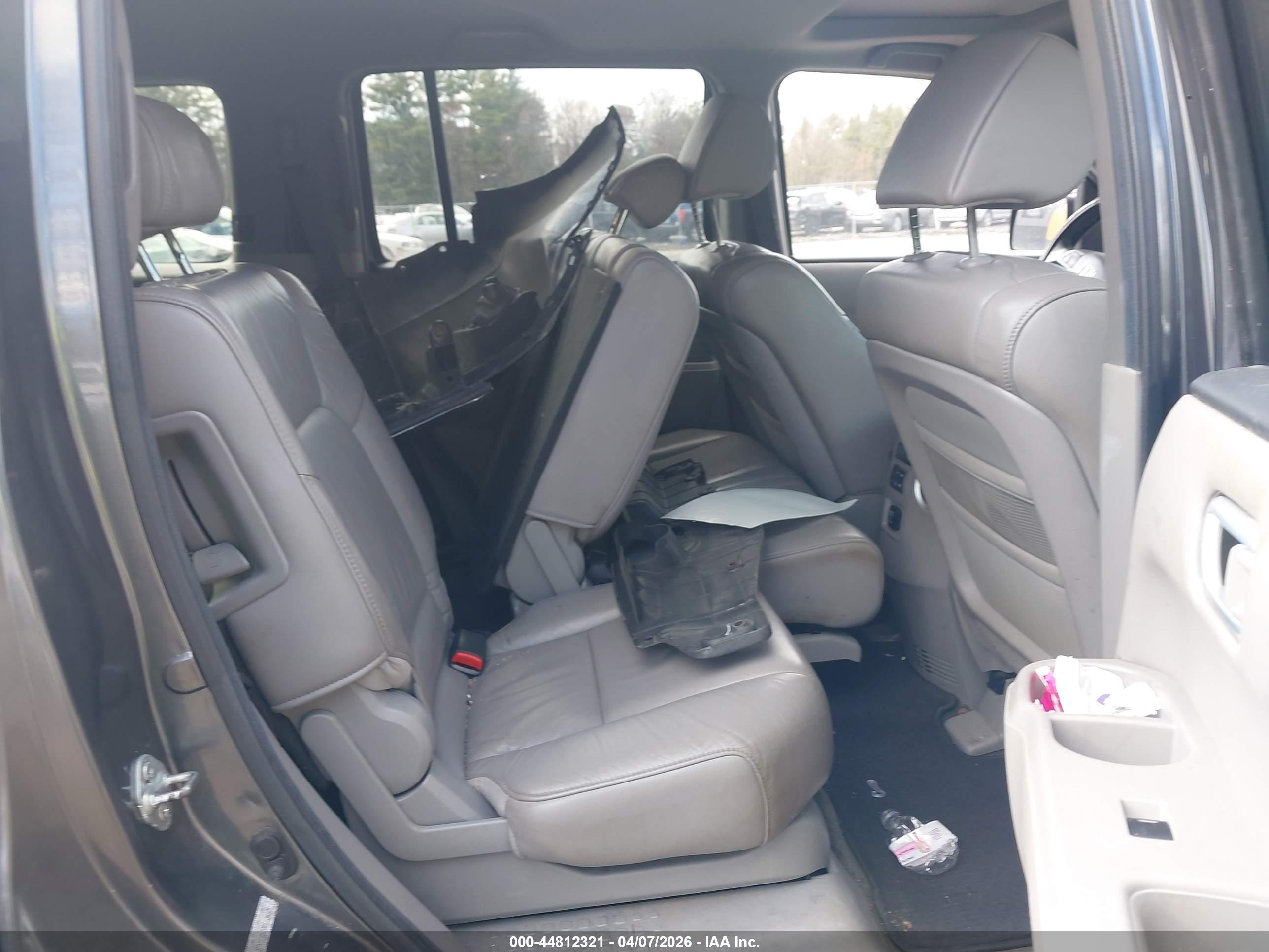 HONDA PILOT image 8