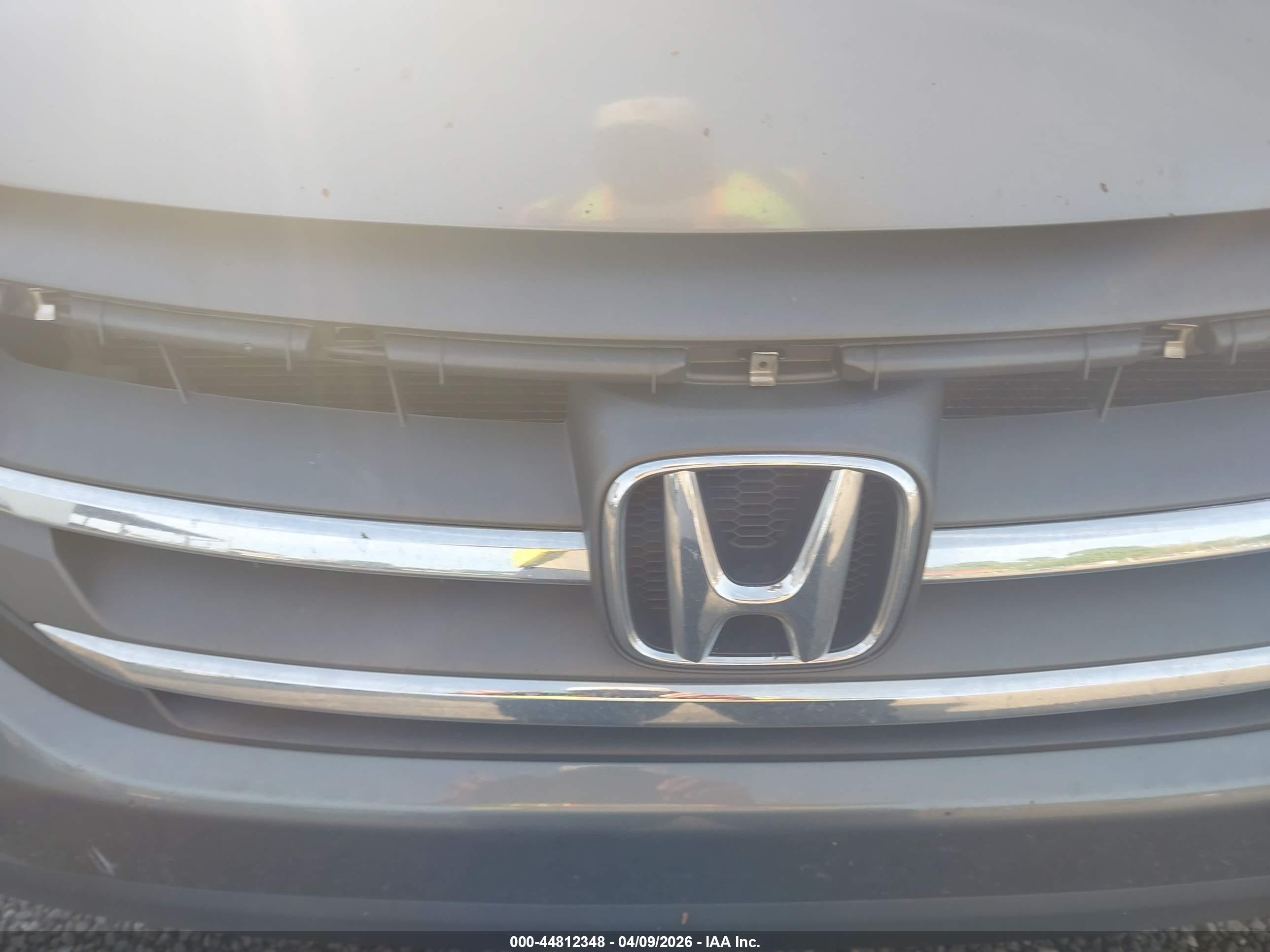 HONDA CR-V image 6