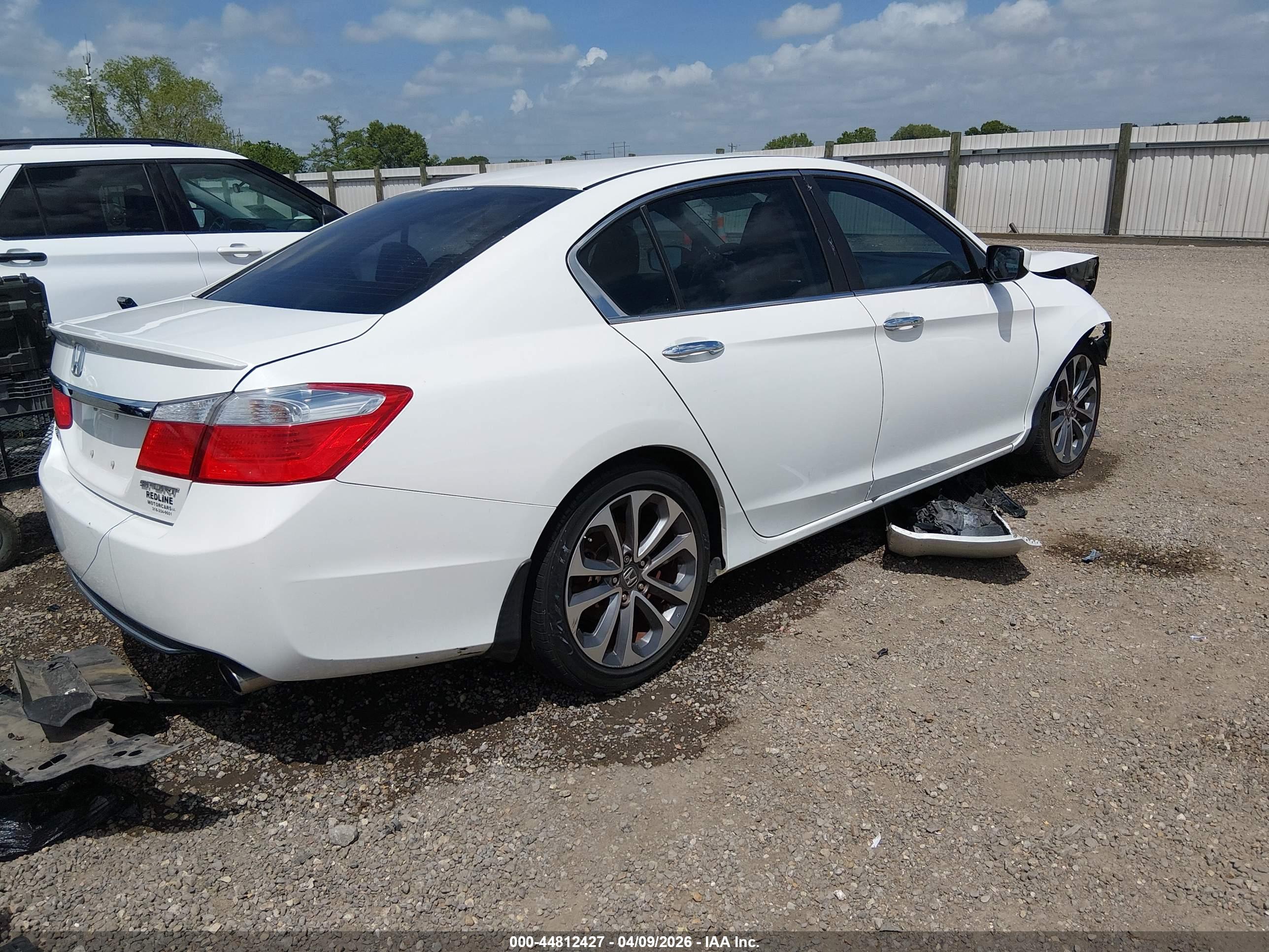 HONDA ACCORD image 4