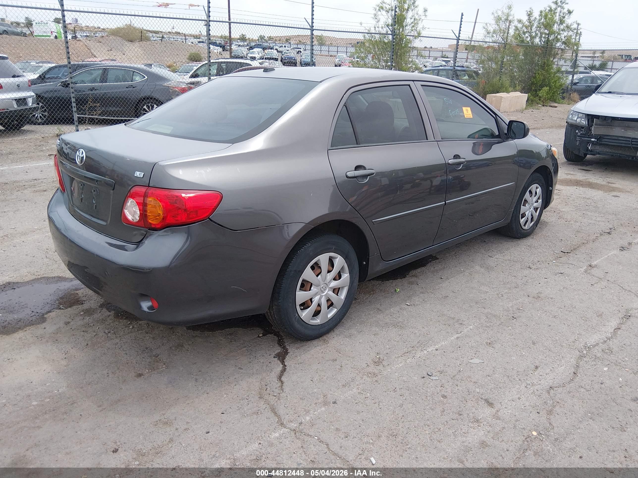 TOYOTA COROLLA image 4