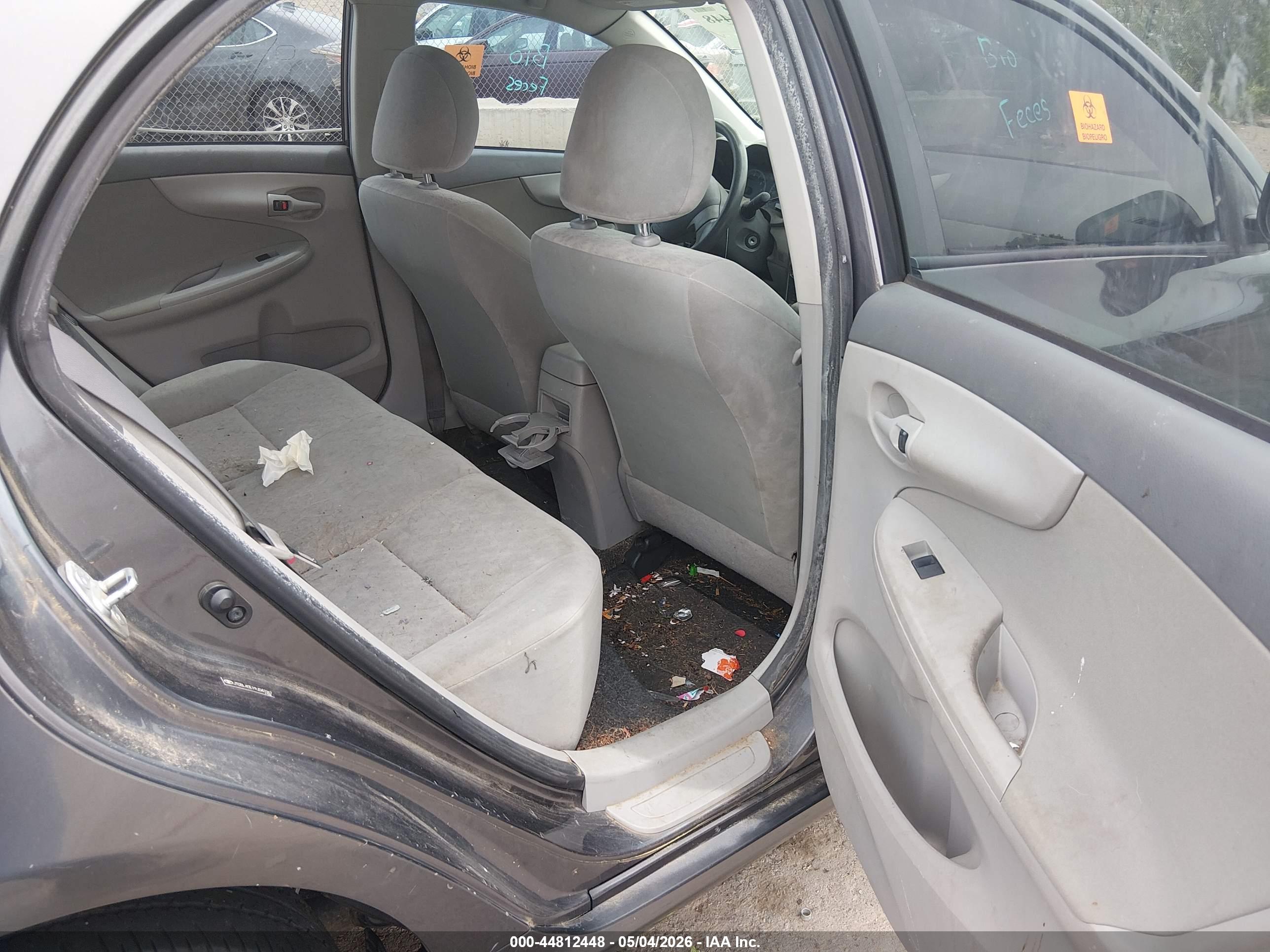 TOYOTA COROLLA image 8