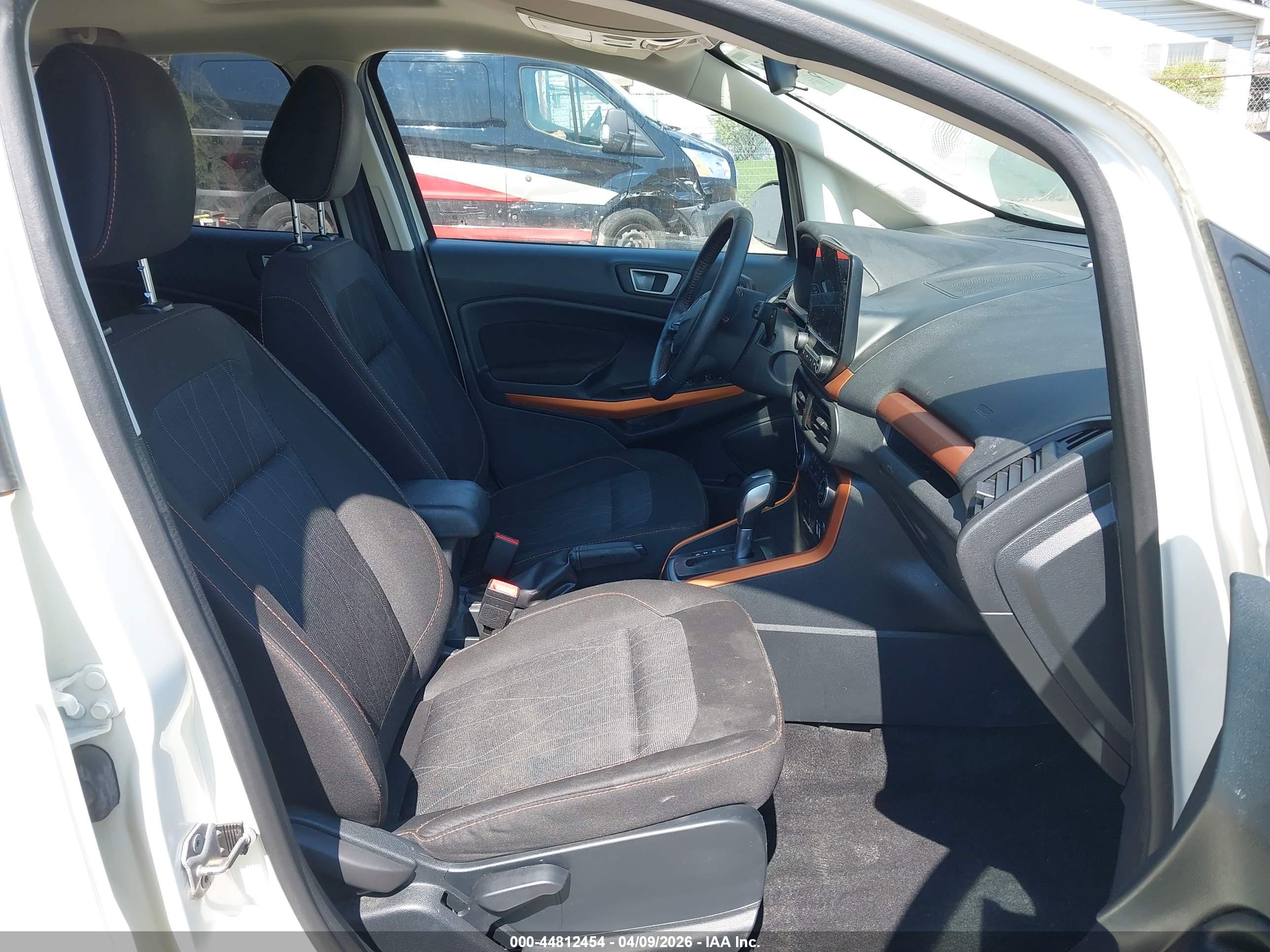 FORD ECOSPORT image 5