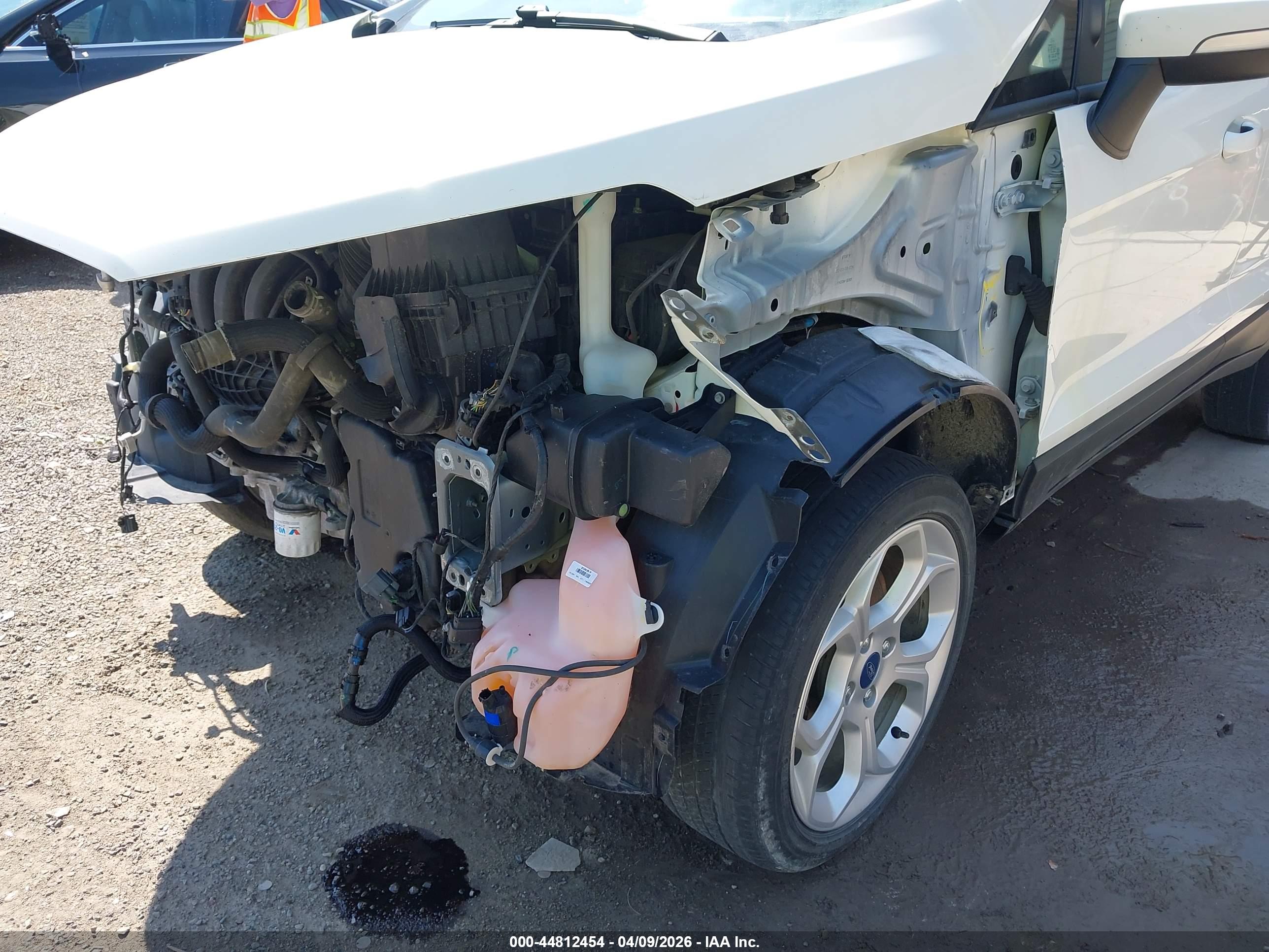 FORD ECOSPORT image 6
