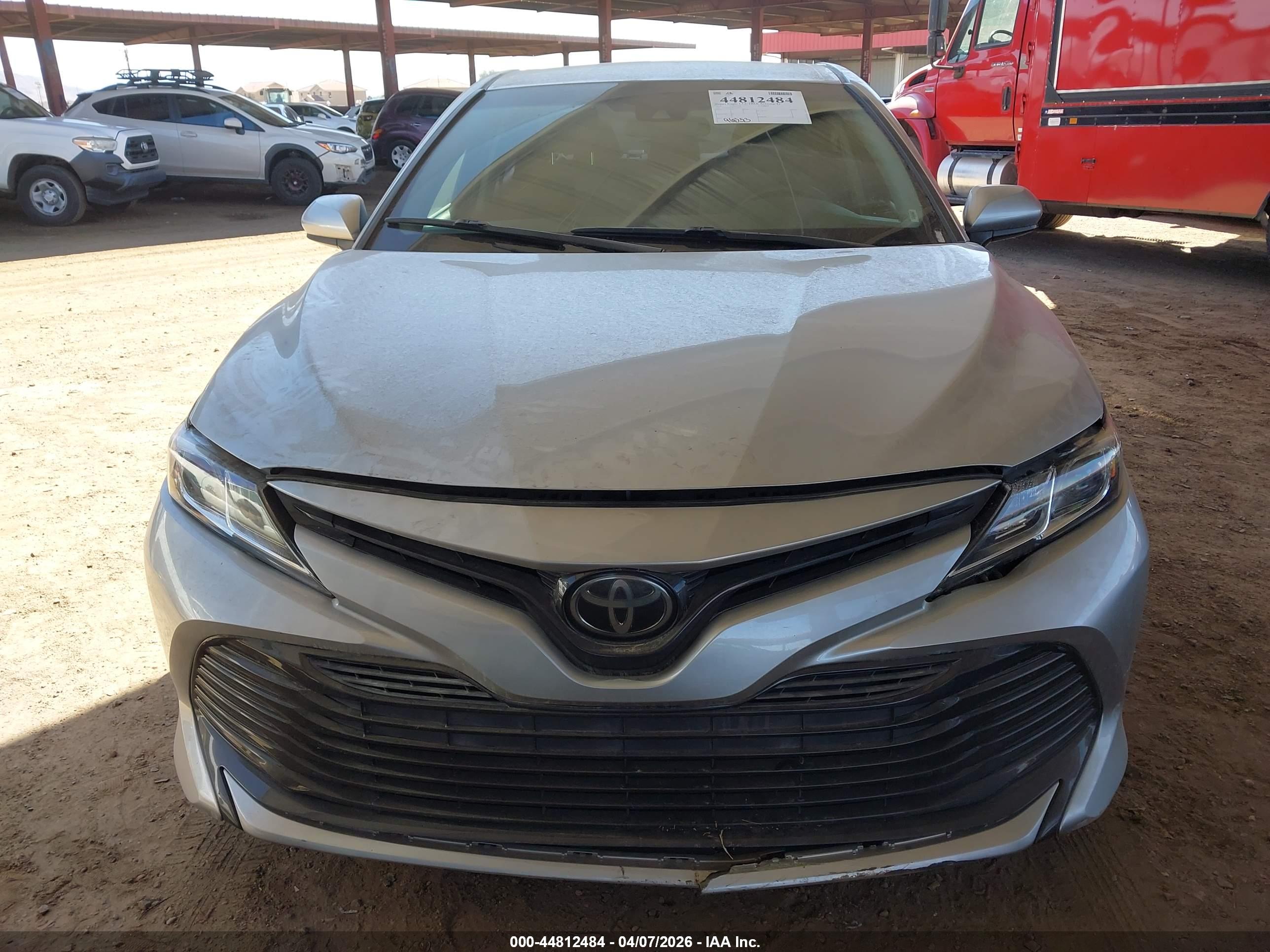 TOYOTA CAMRY image 6