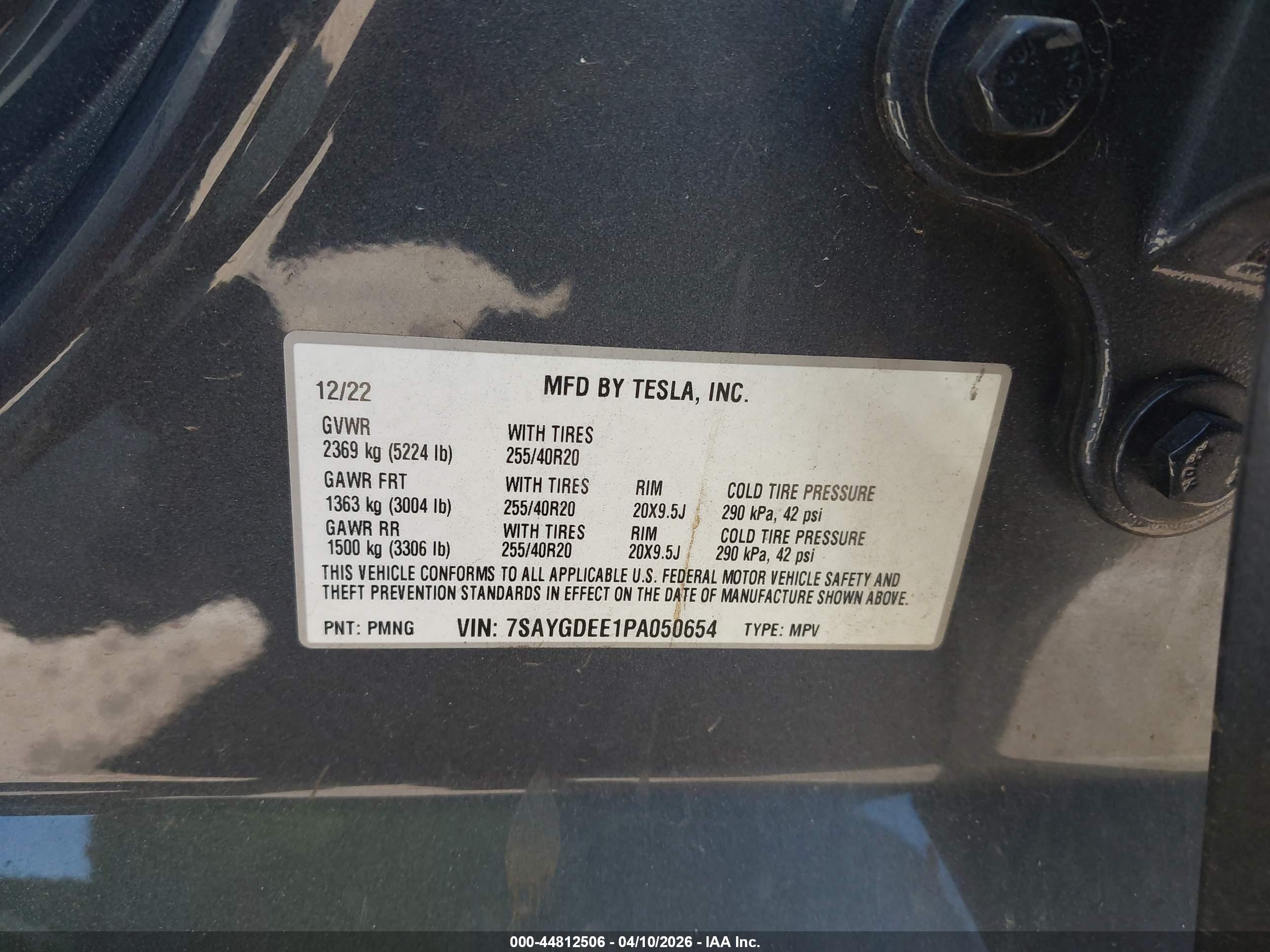 TESLA MODEL image 9
