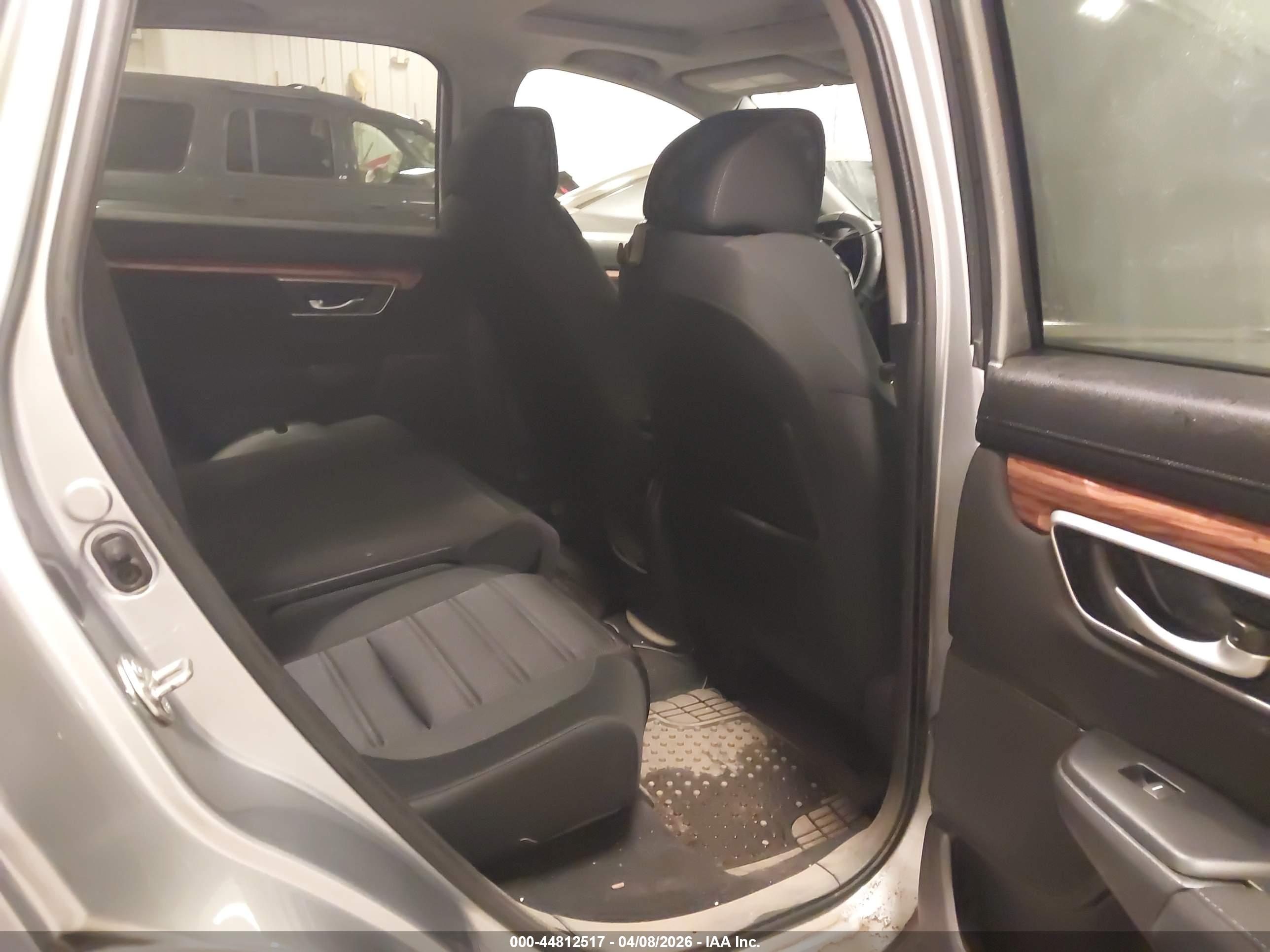 HONDA CR-V image 8