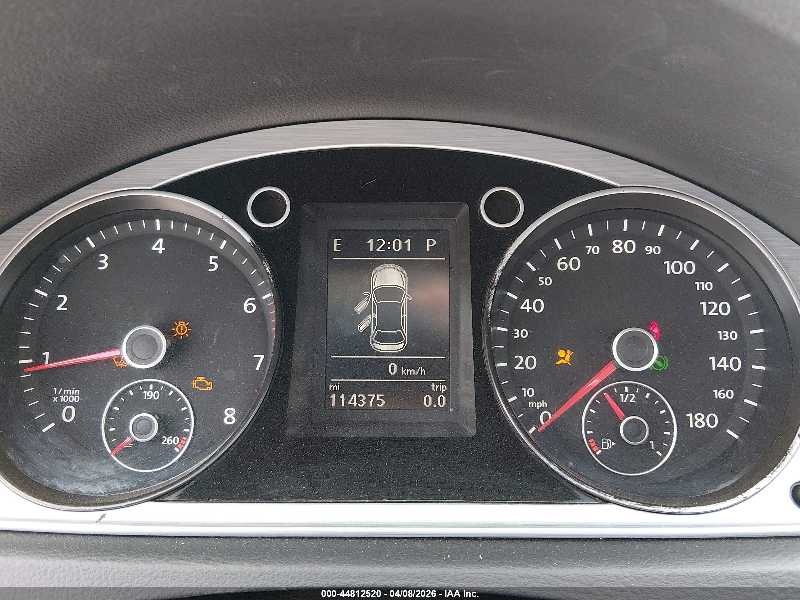 VOLKSWAGEN CC image 7