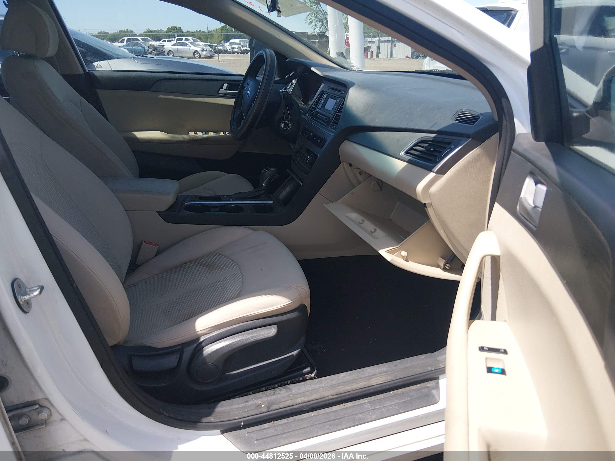 HYUNDAI SONATA image 5