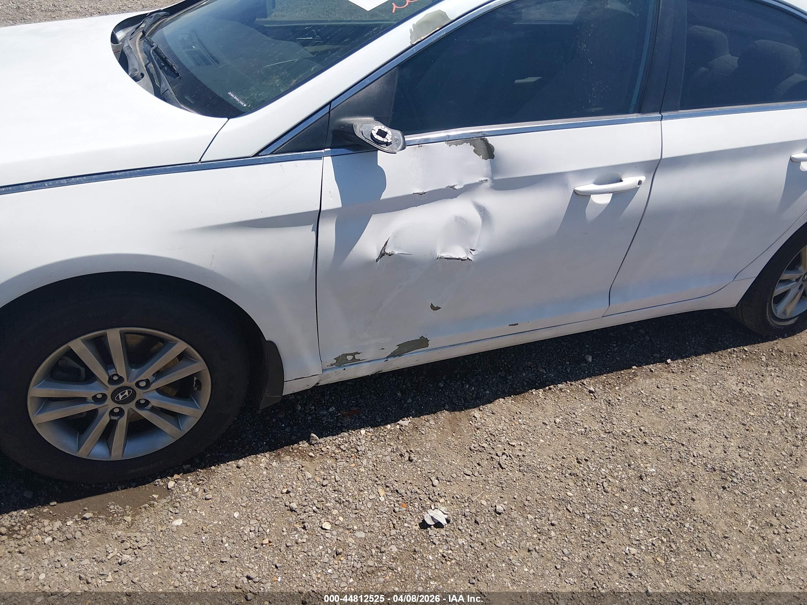 HYUNDAI SONATA image 6