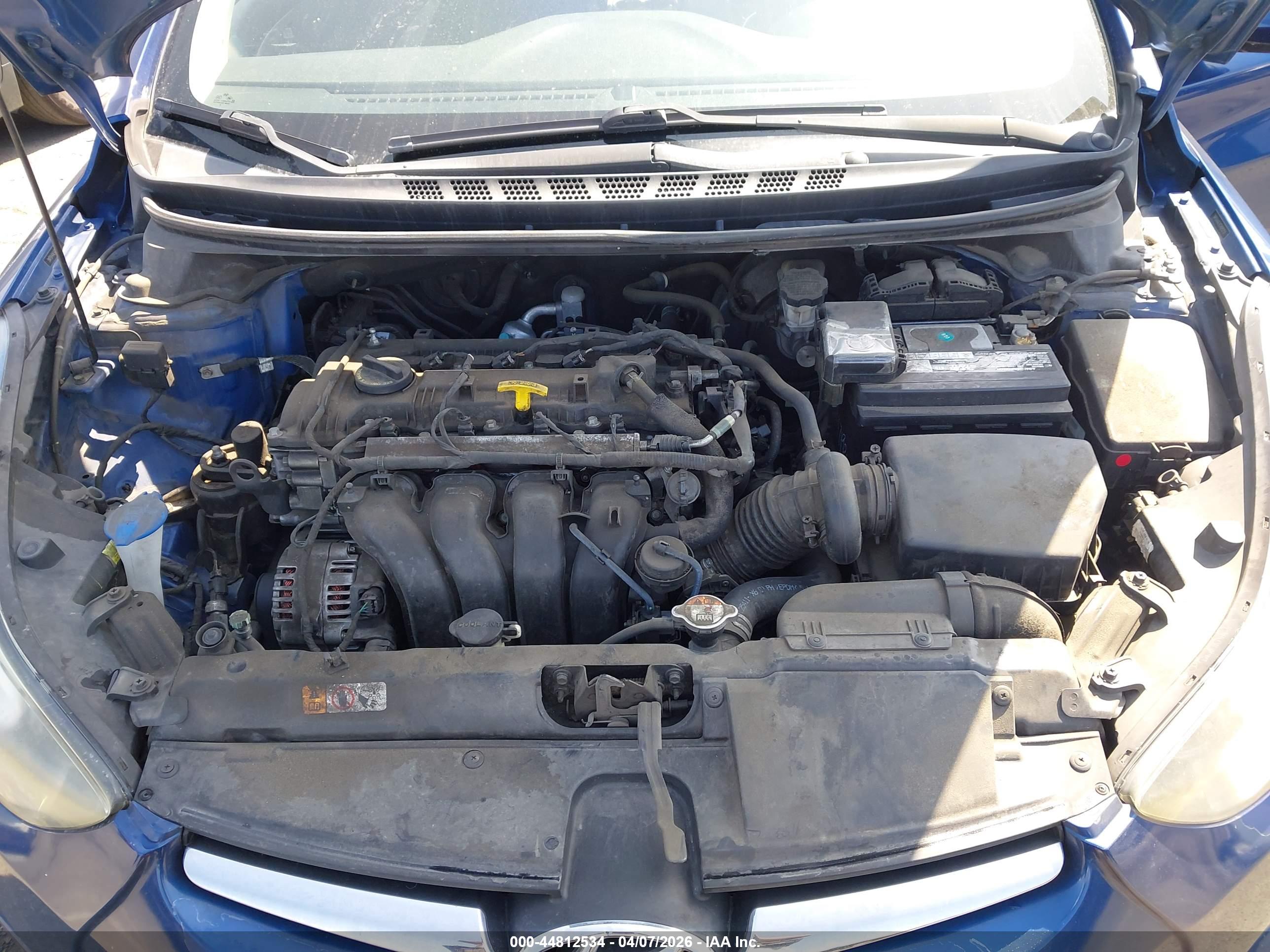HYUNDAI ELANTRA image 10