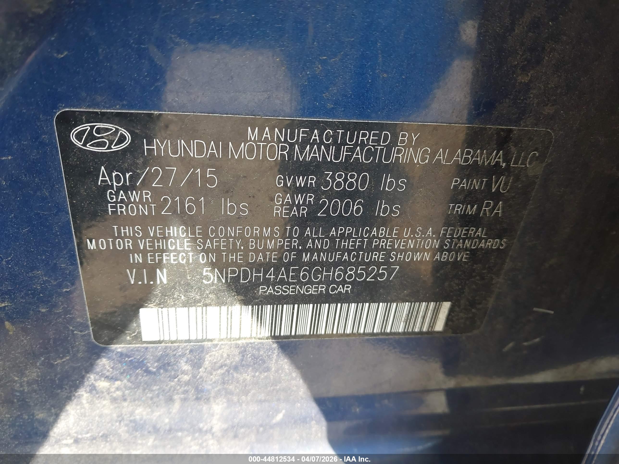 HYUNDAI ELANTRA image 9