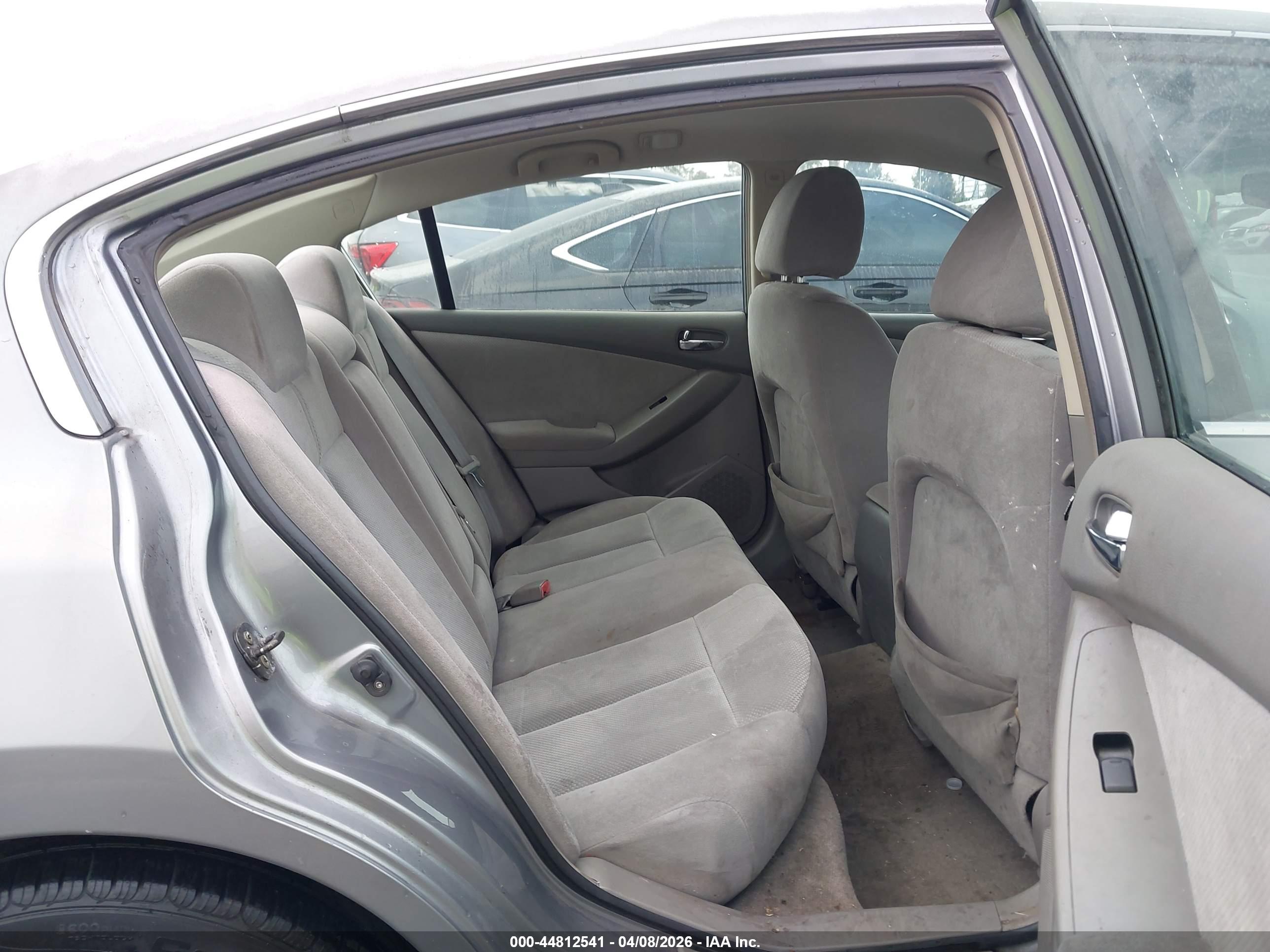 NISSAN ALTIMA image 8