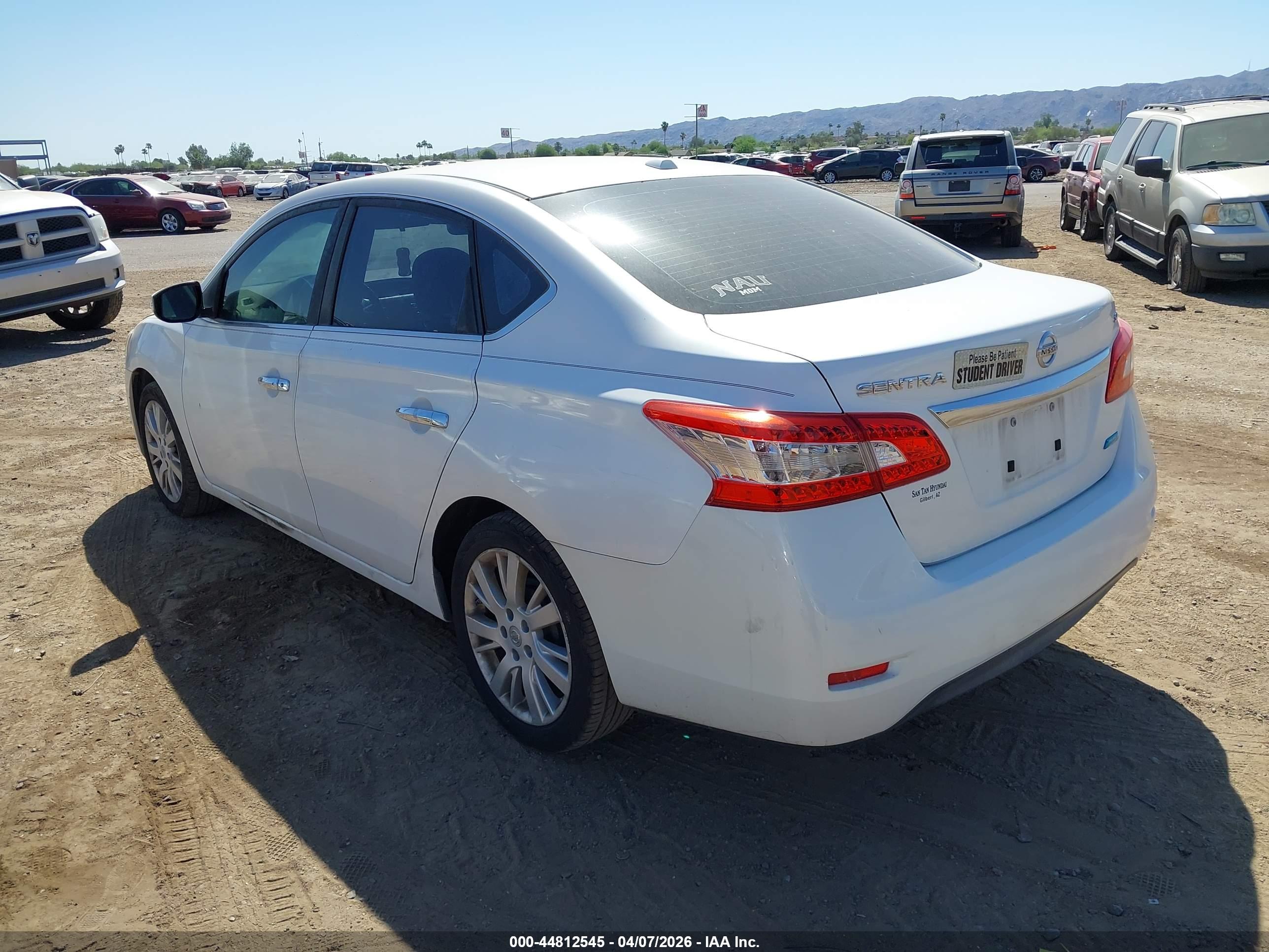 NISSAN SENTRA image 3