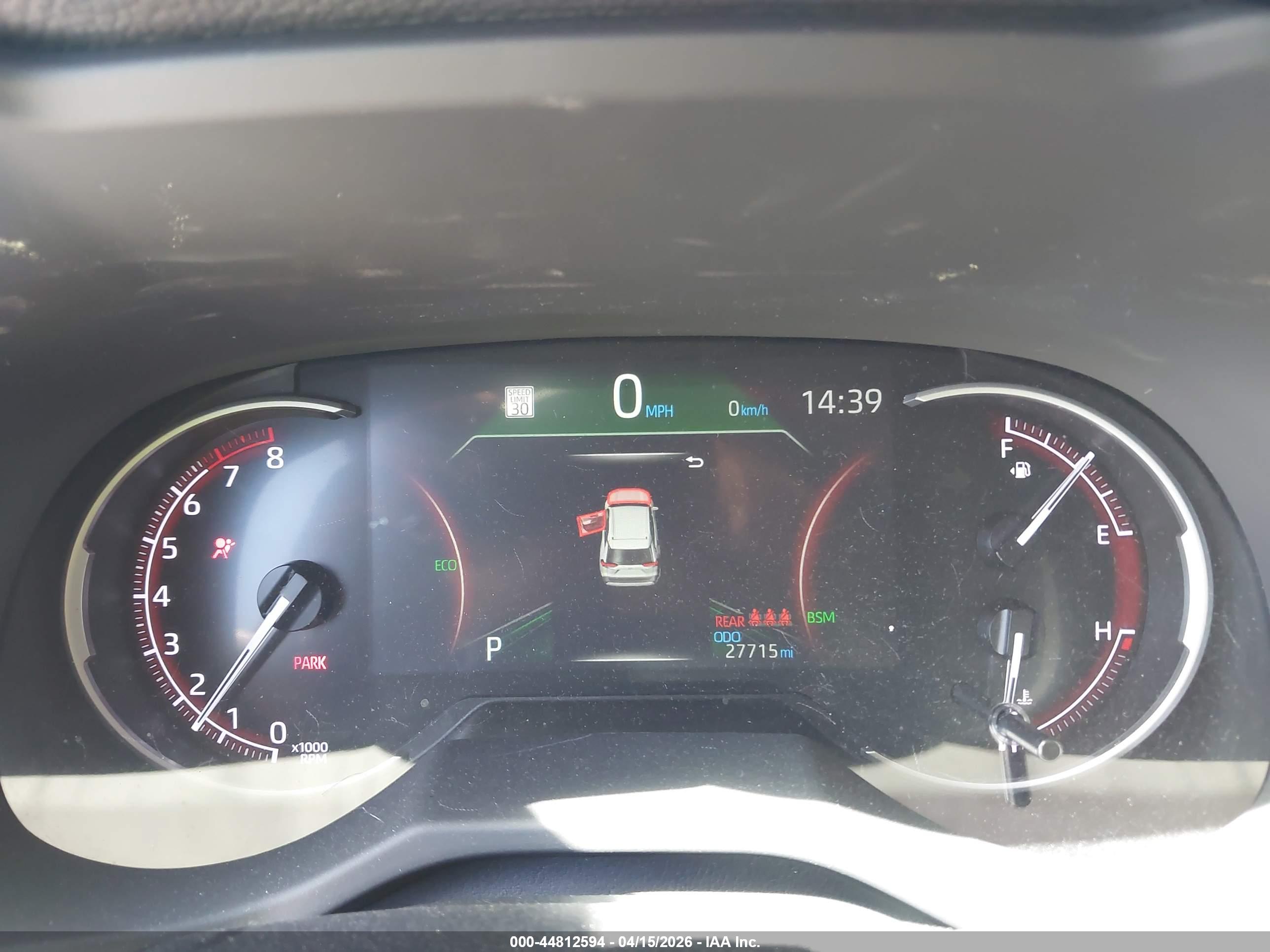 TOYOTA RAV4 image 7
