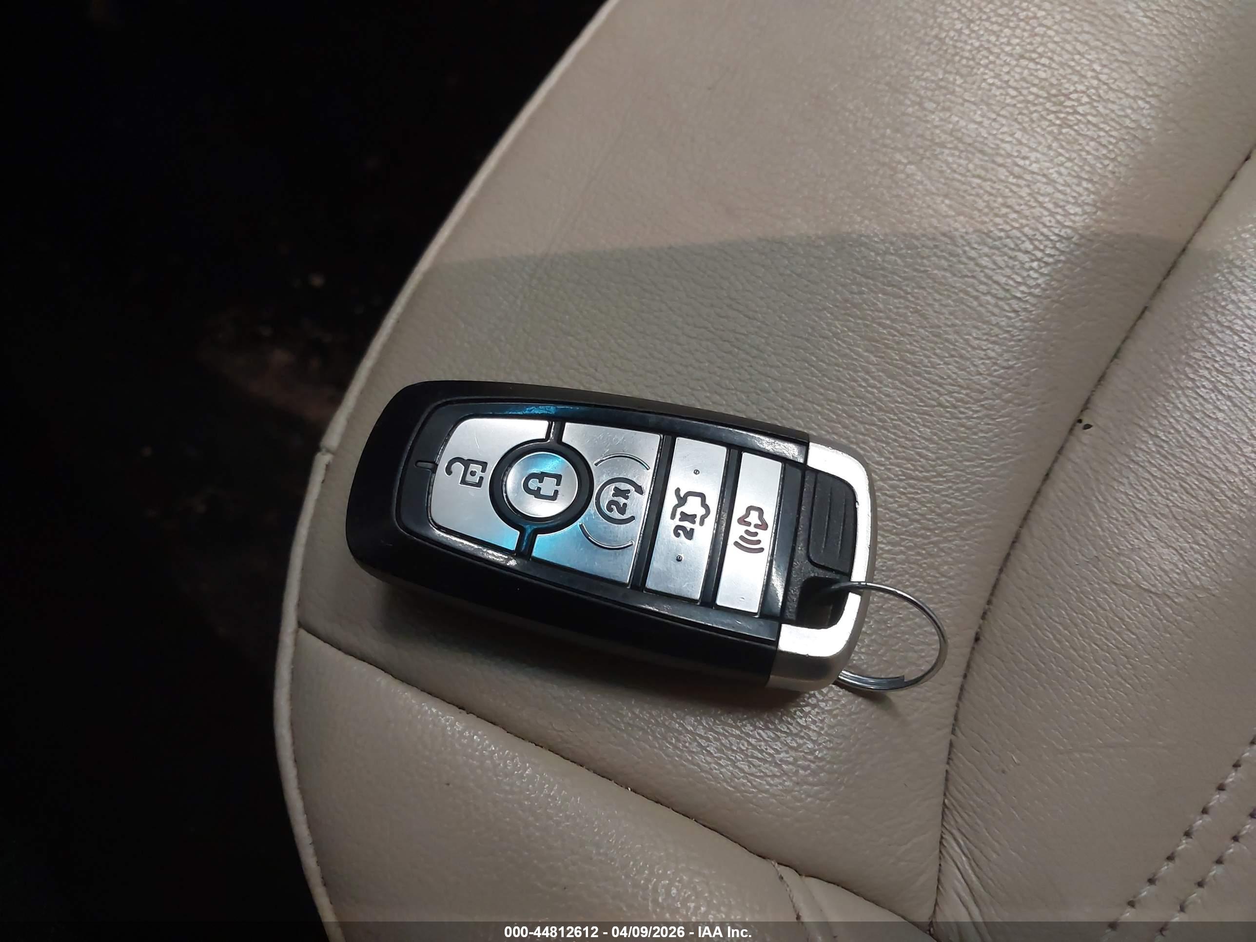 FORD EDGE image 11
