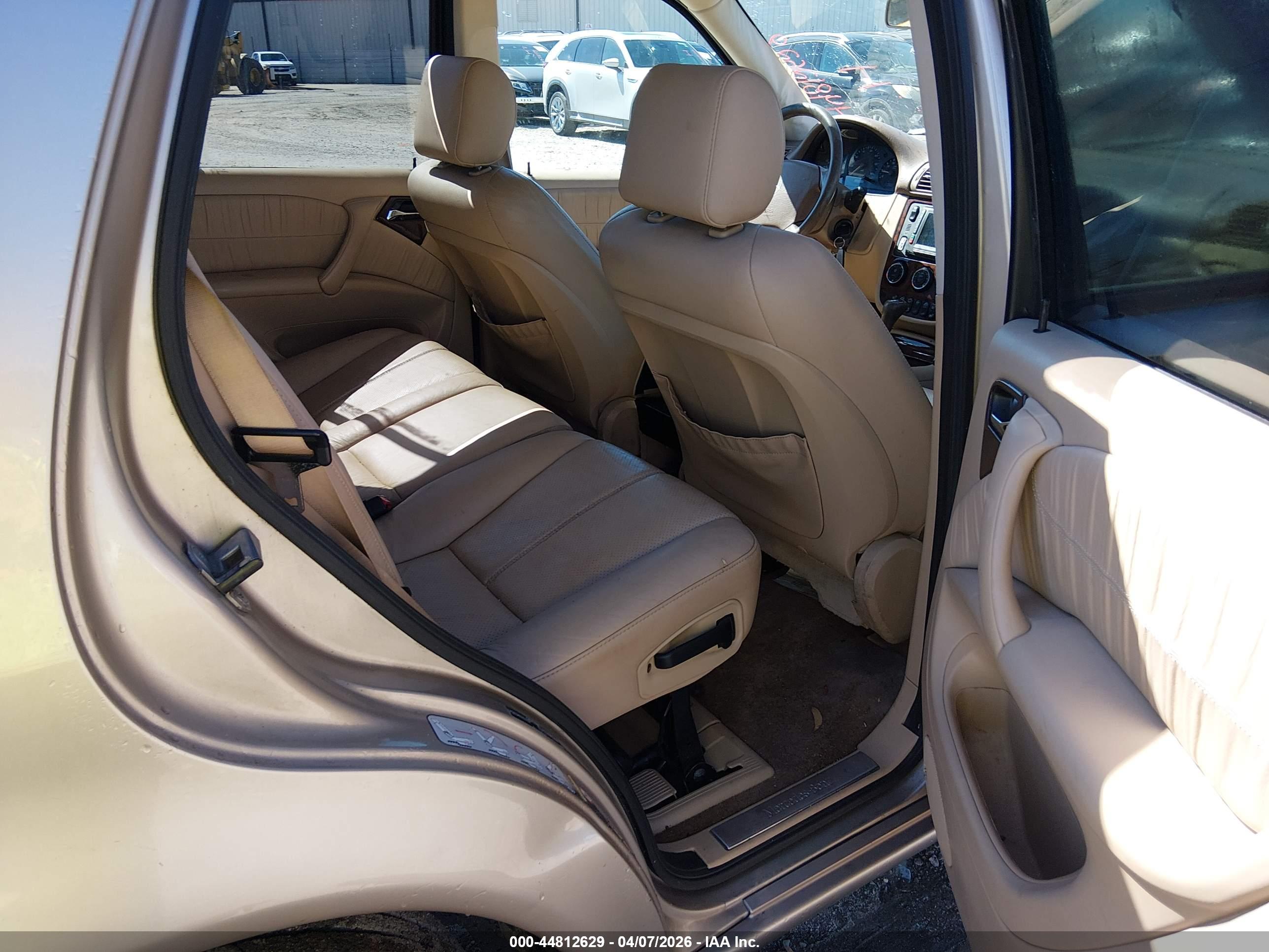 MERCEDES-BENZ ML image 8