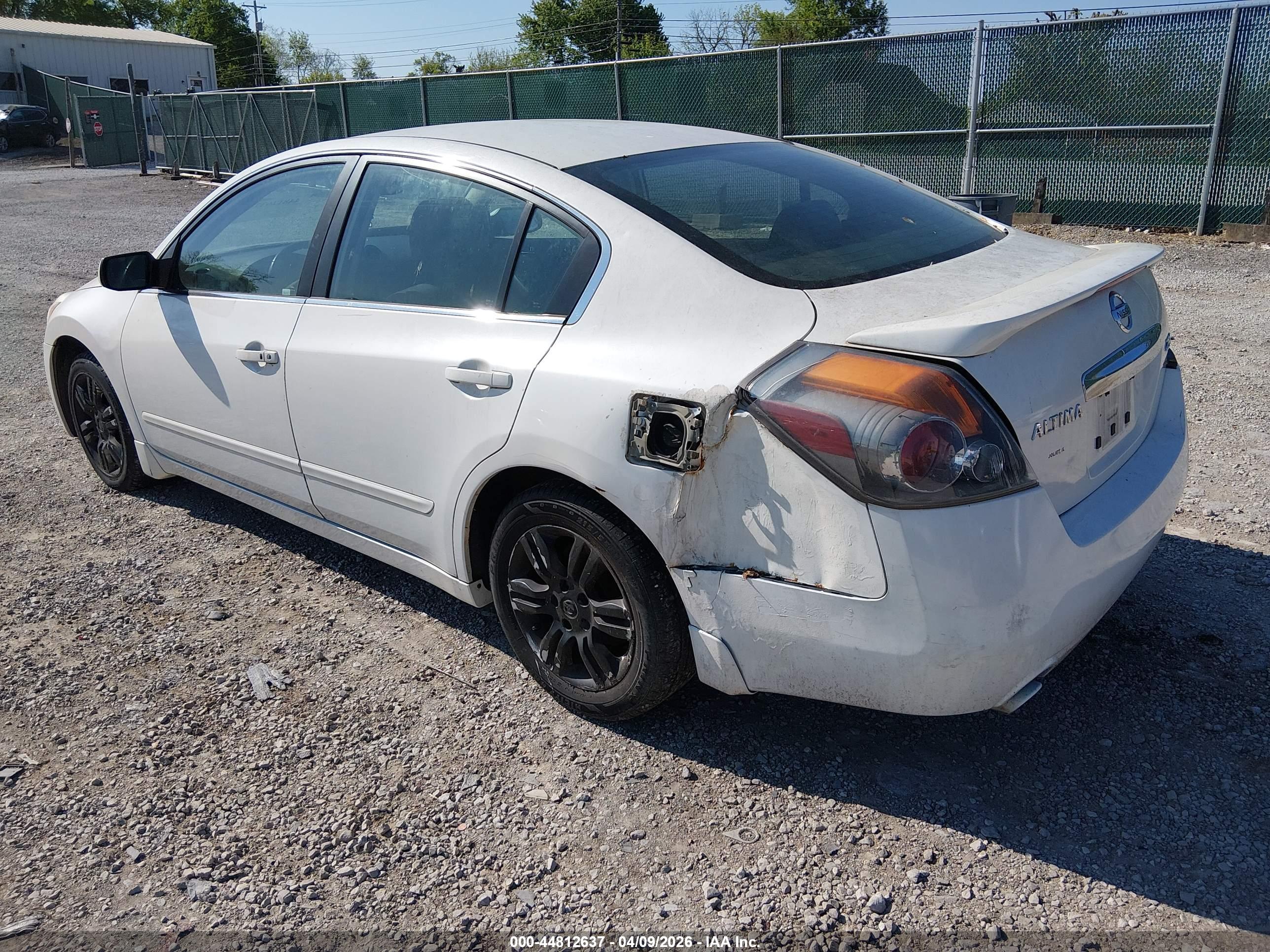 NISSAN ALTIMA image 3