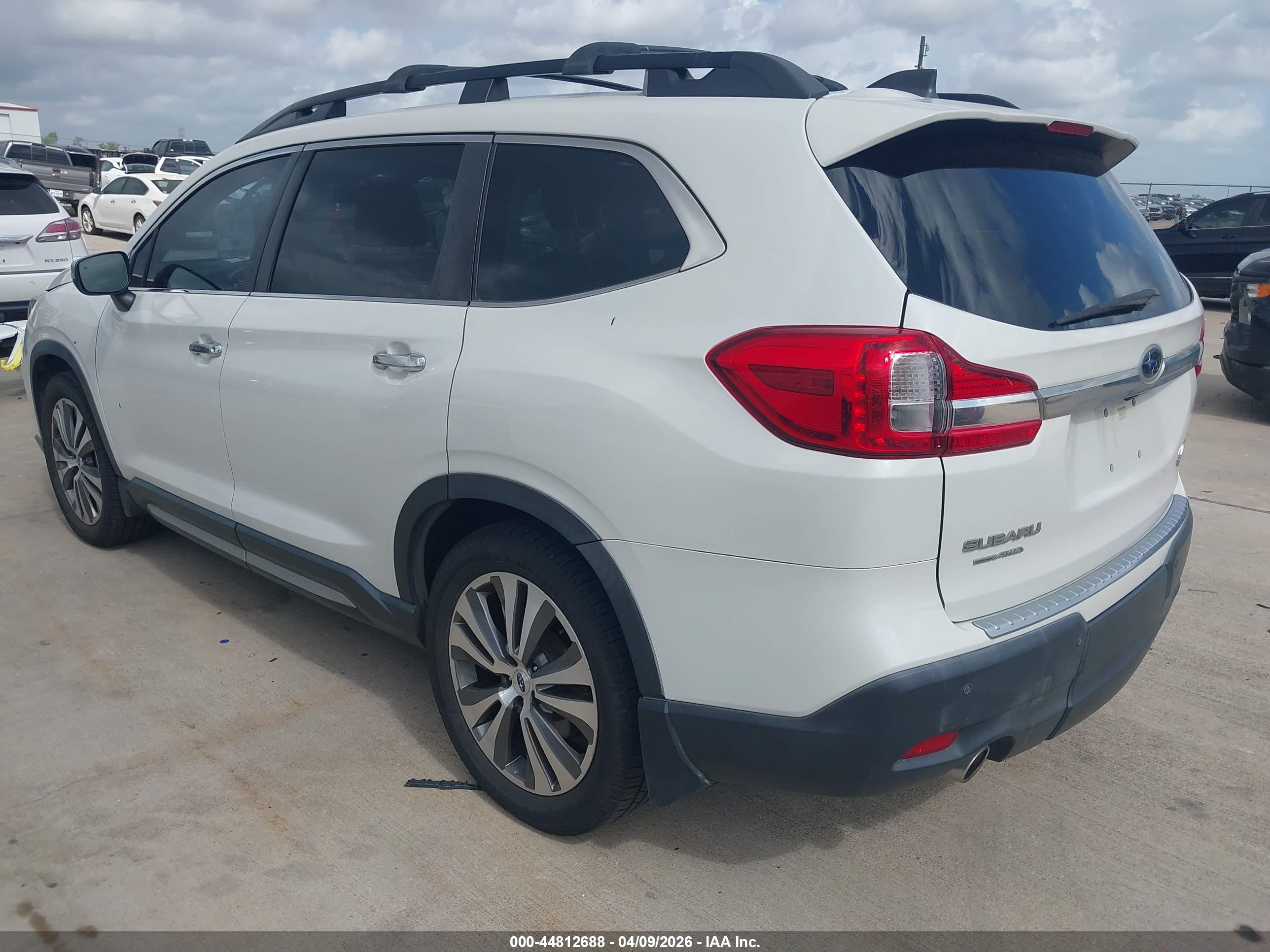 SUBARU ASCENT image 3