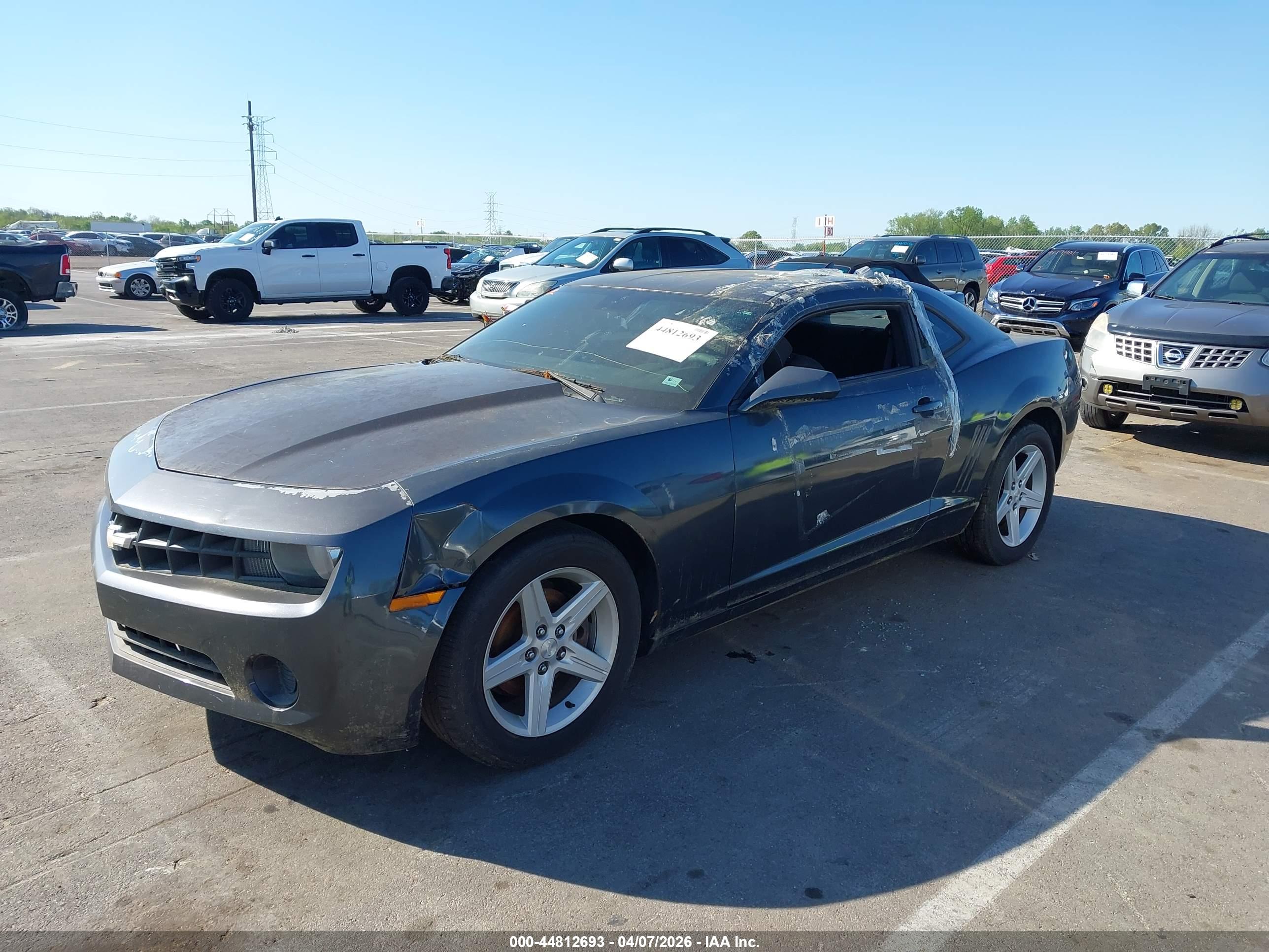 CHEVROLET CAMARO image 2