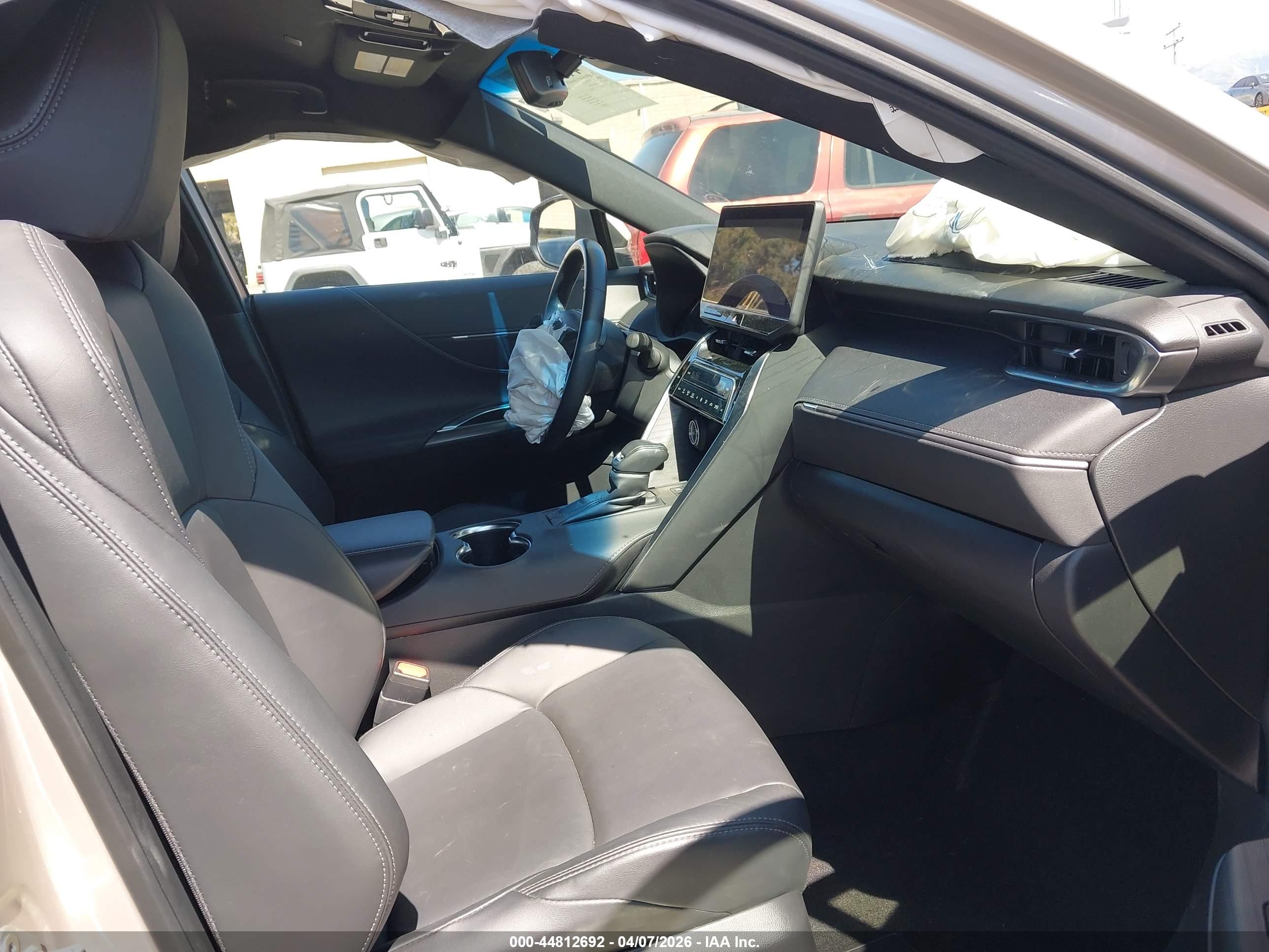 TOYOTA VENZA image 5